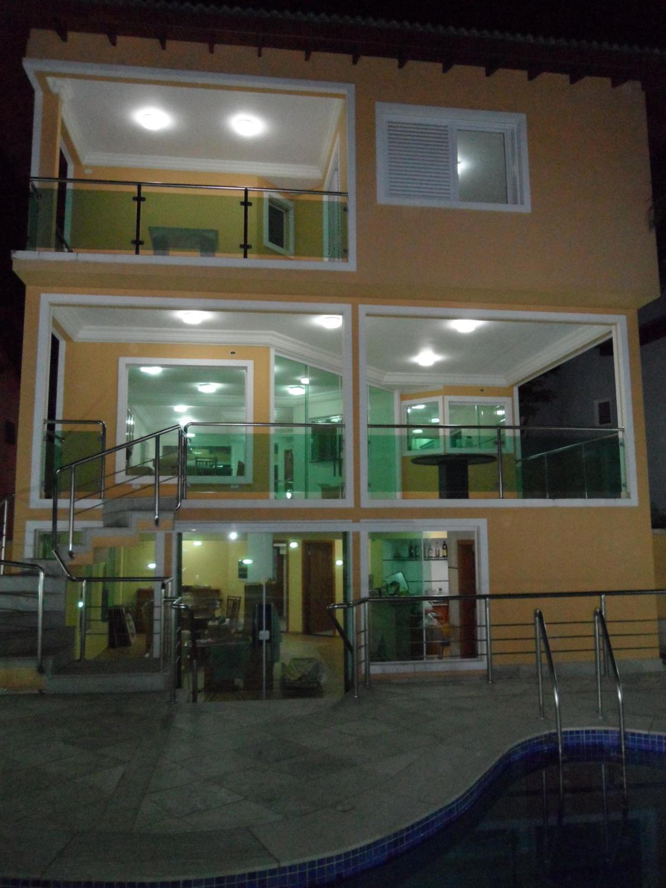 CASA COND HANGA ROA BERTIOGA 4 Func