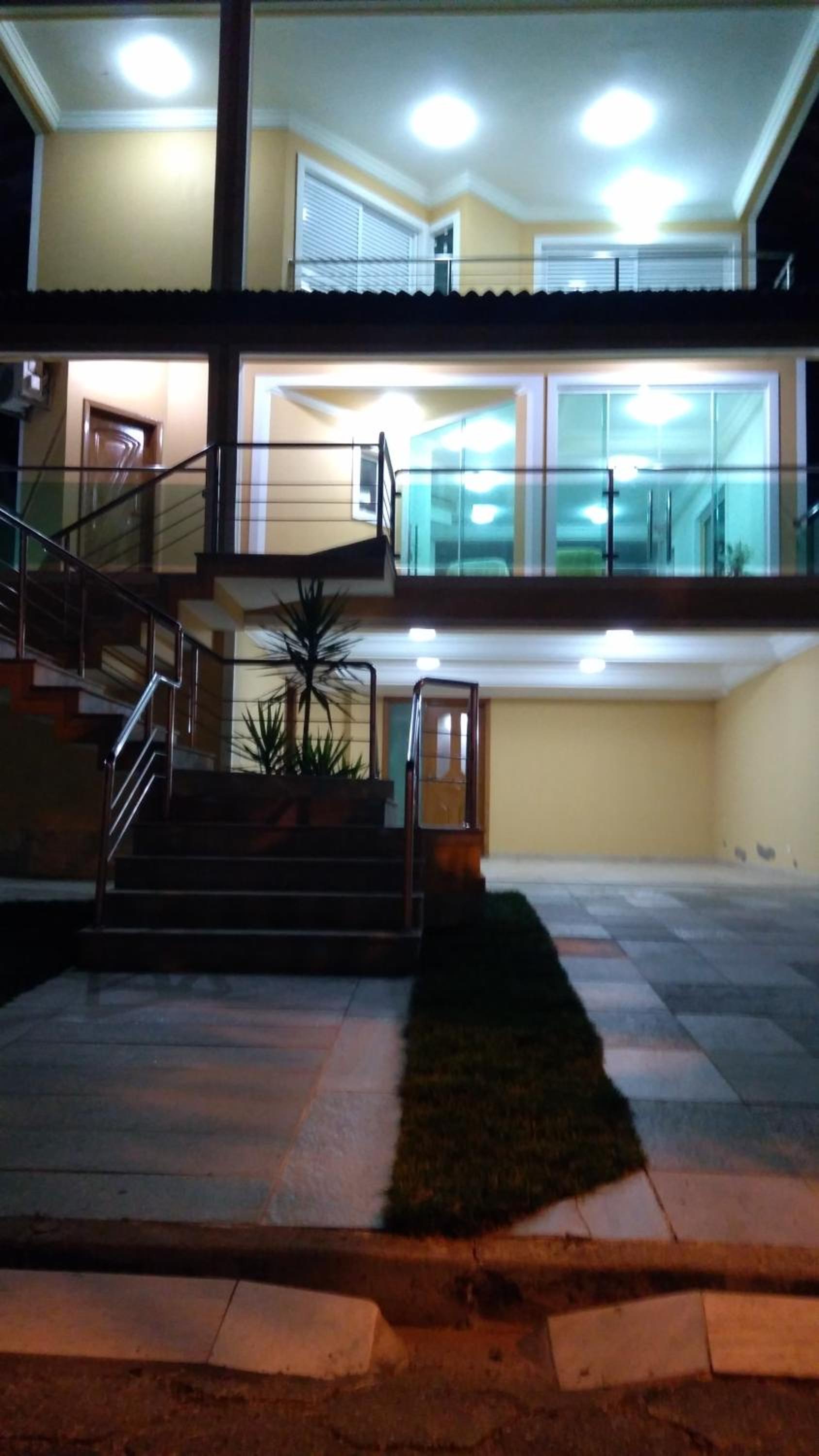 CASA COND HANGA ROA BERTIOGA 4 Func