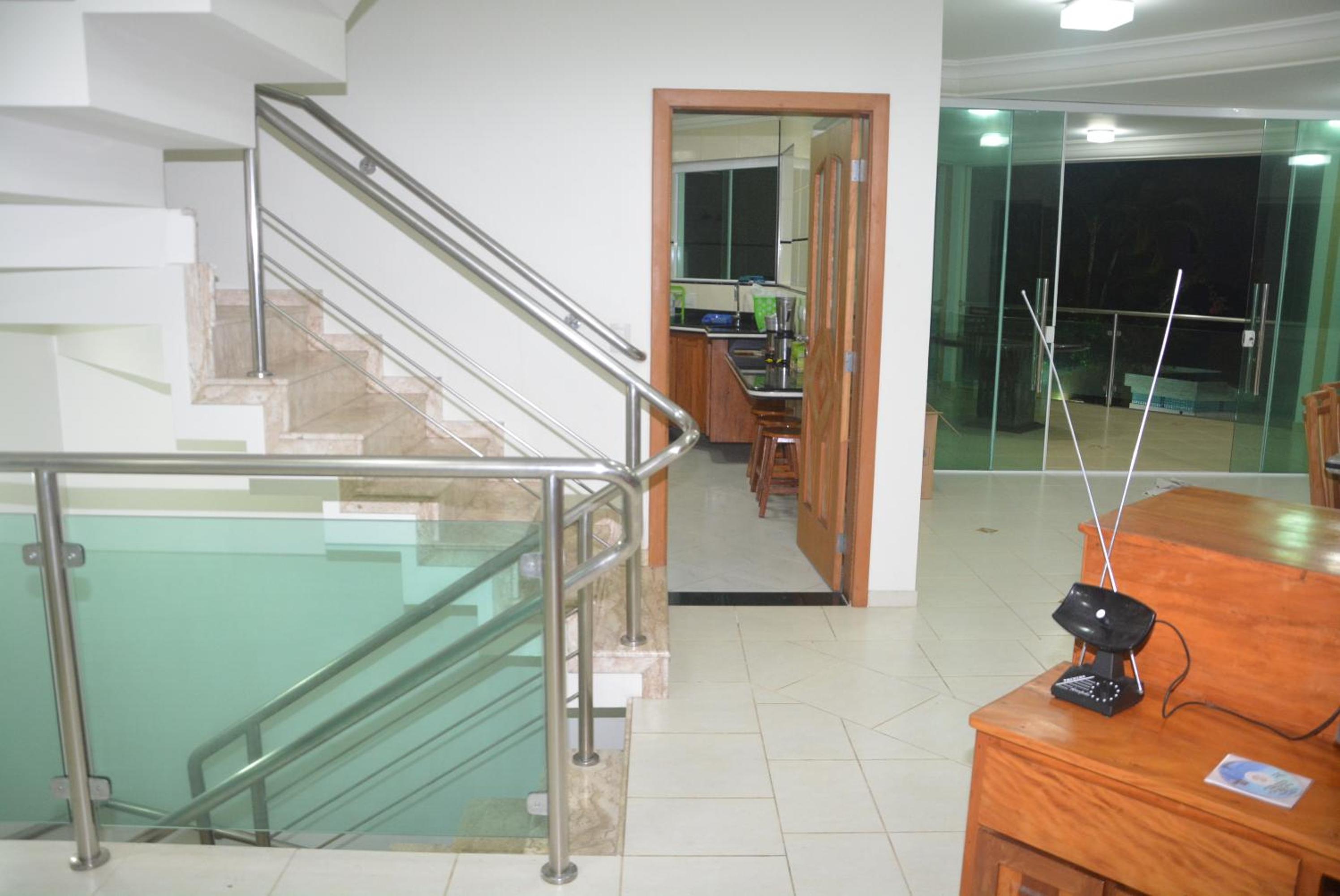 CASA COND HANGA ROA BERTIOGA 4 Func