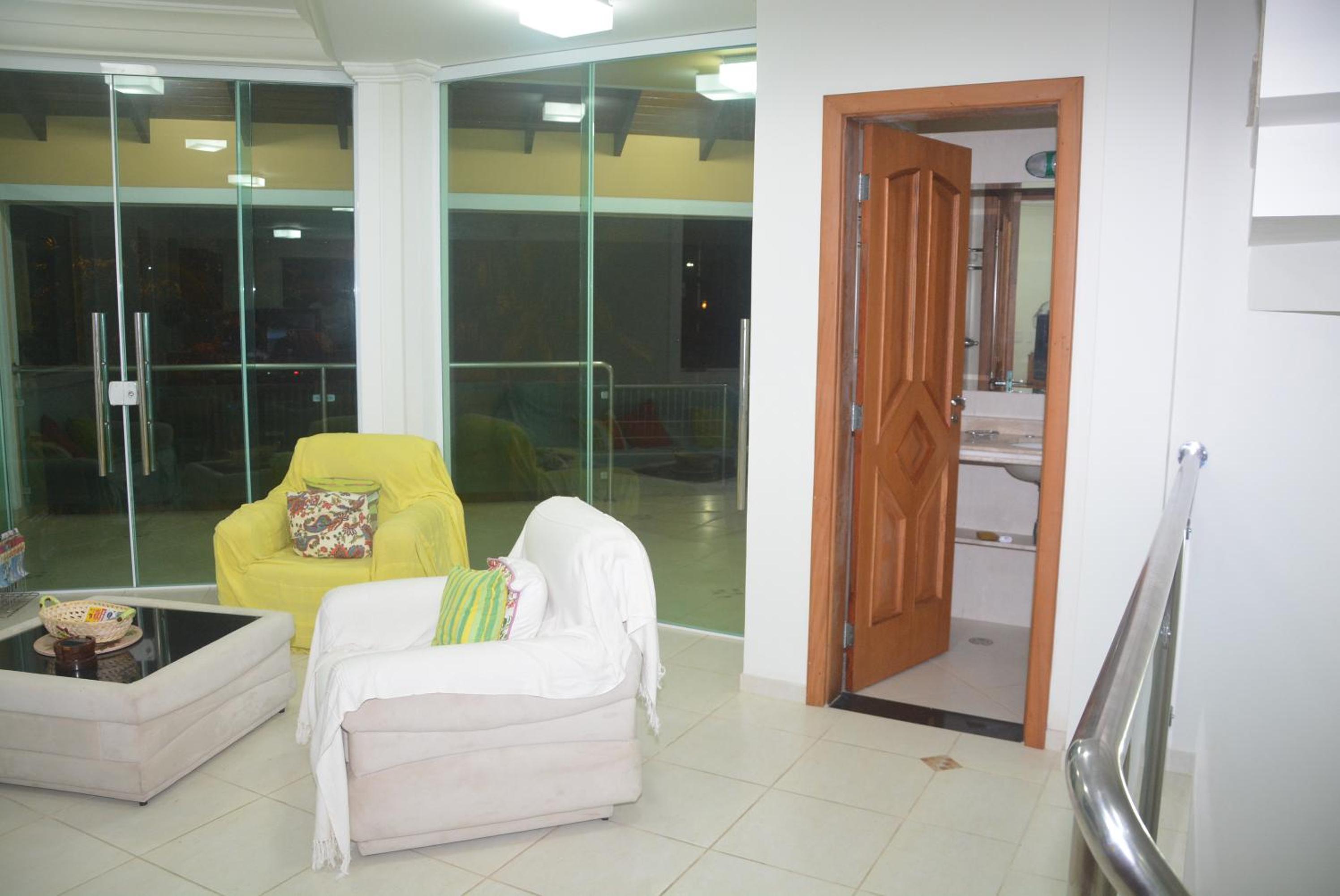 CASA COND HANGA ROA BERTIOGA 4 Func