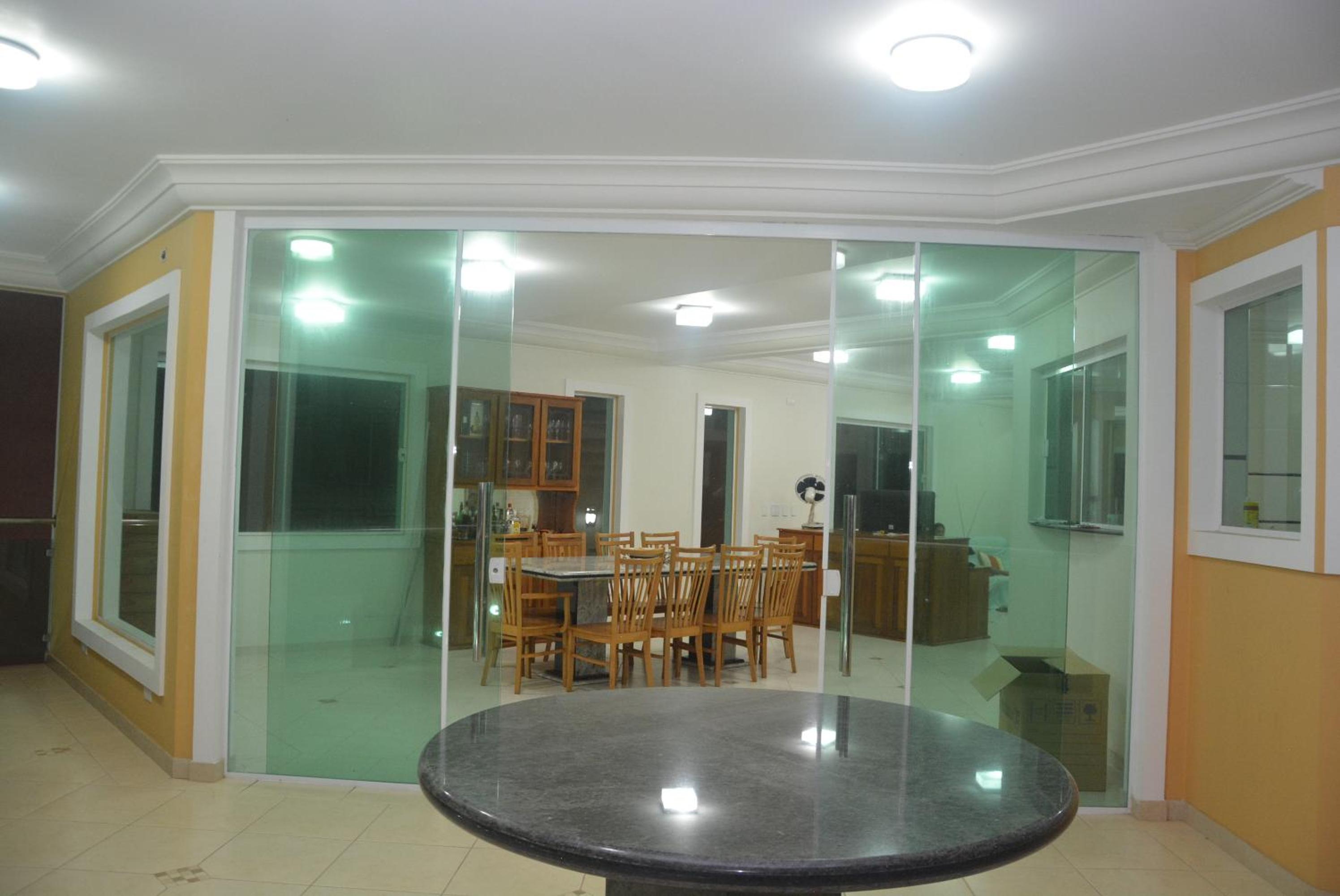 CASA COND HANGA ROA BERTIOGA 4 Func