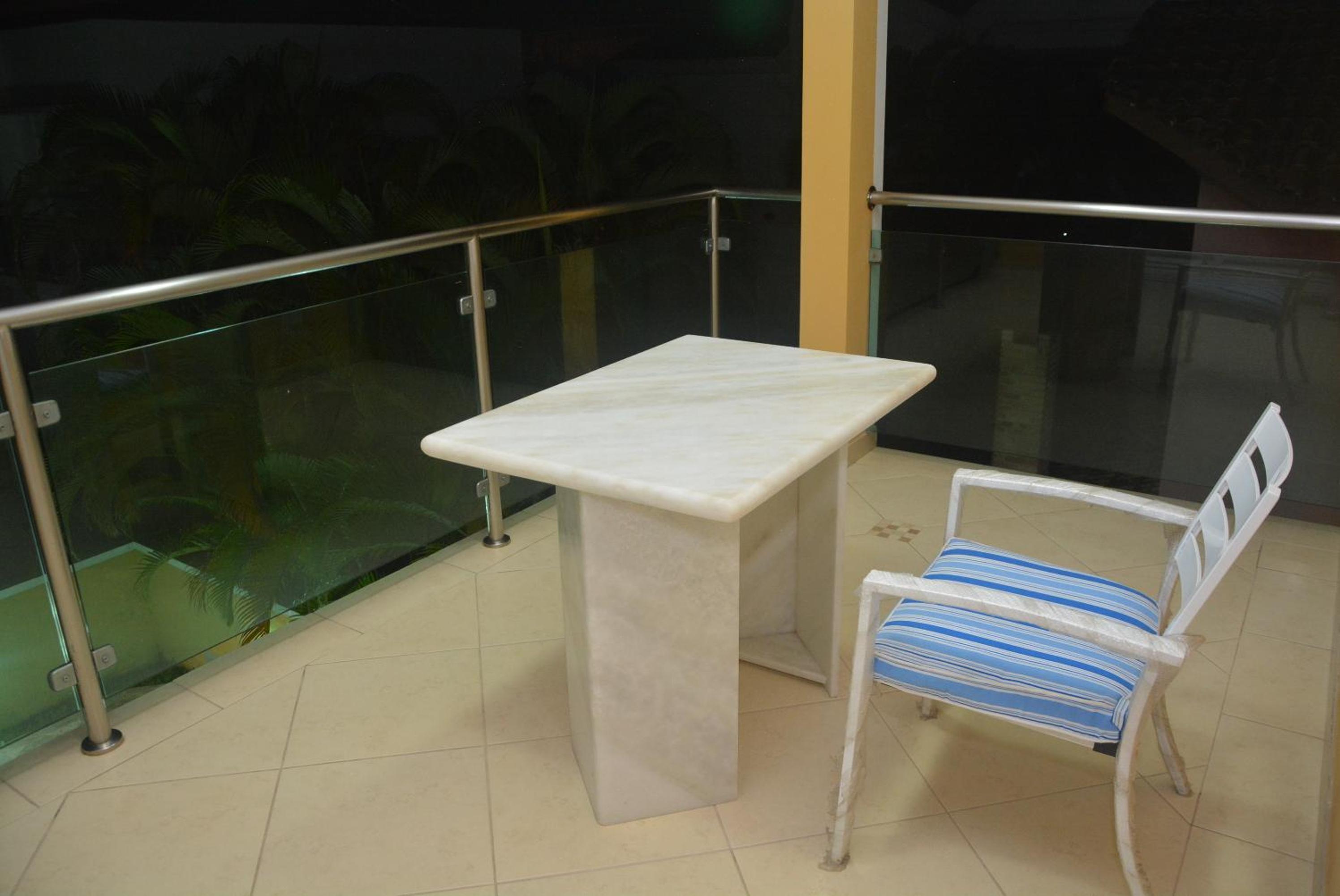 CASA COND HANGA ROA BERTIOGA 4 Func