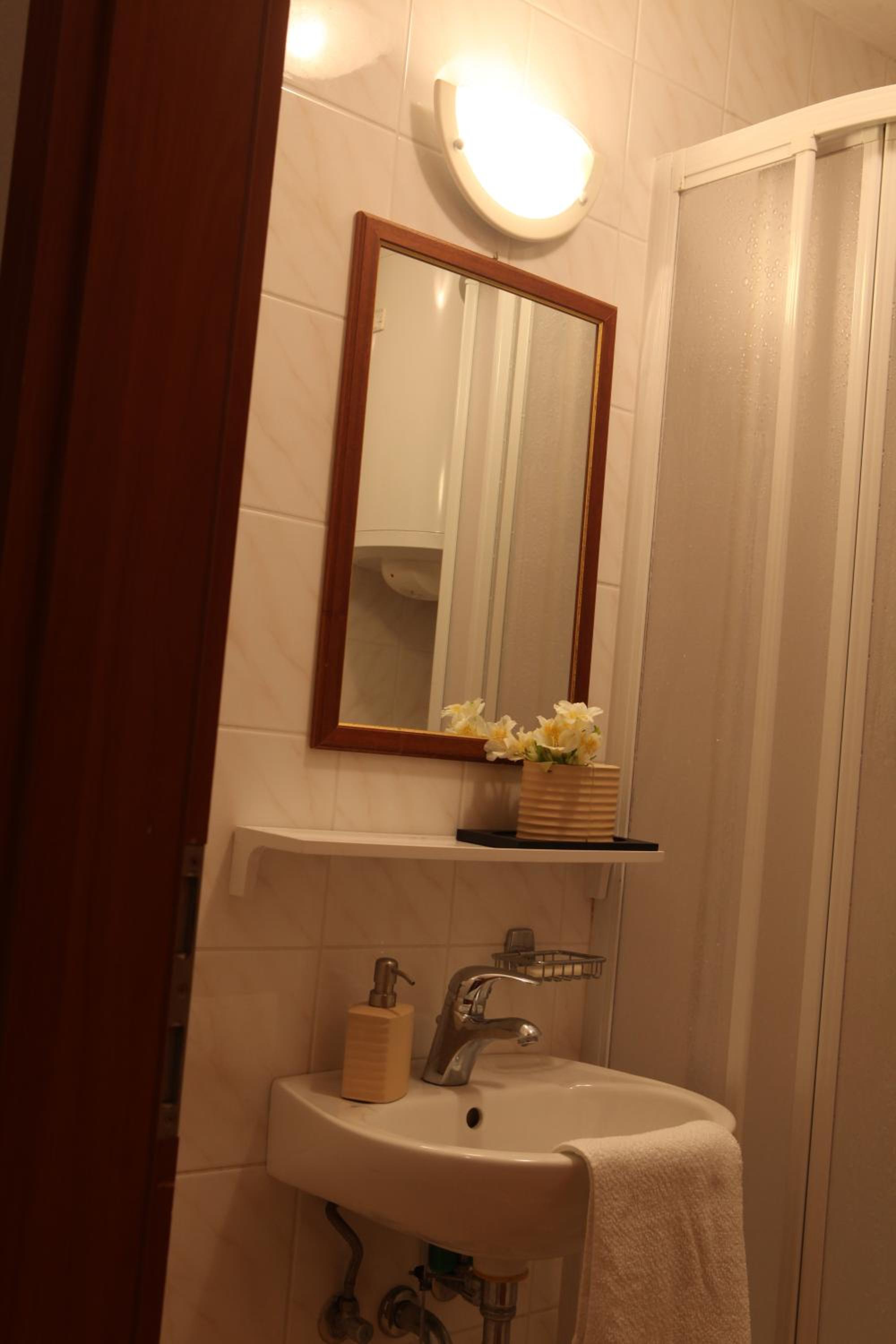 Kaboga street Rooms