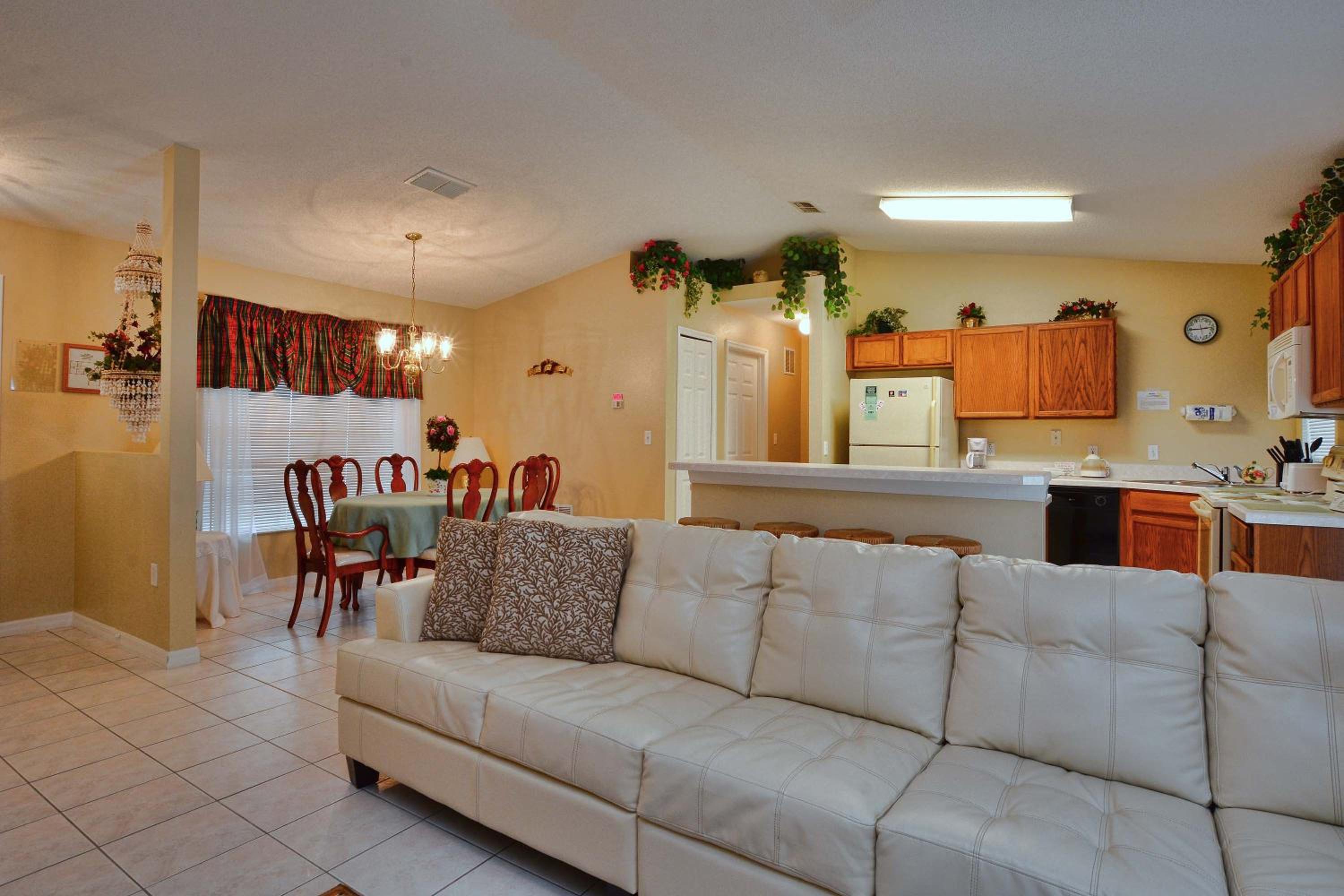 Greater Groves - 3 Bedrooms House w/pool-5205GG