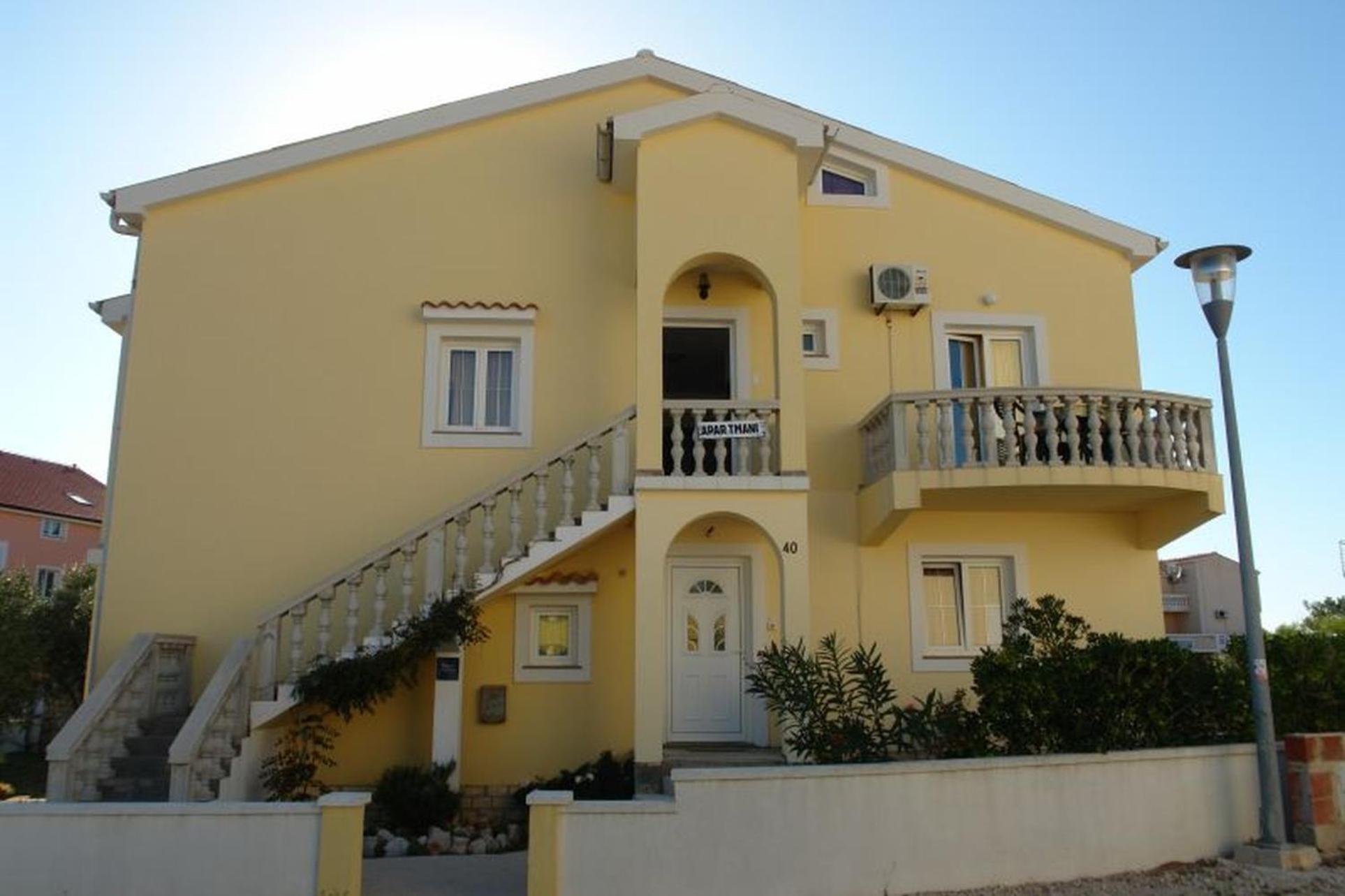 Apartments Tinka