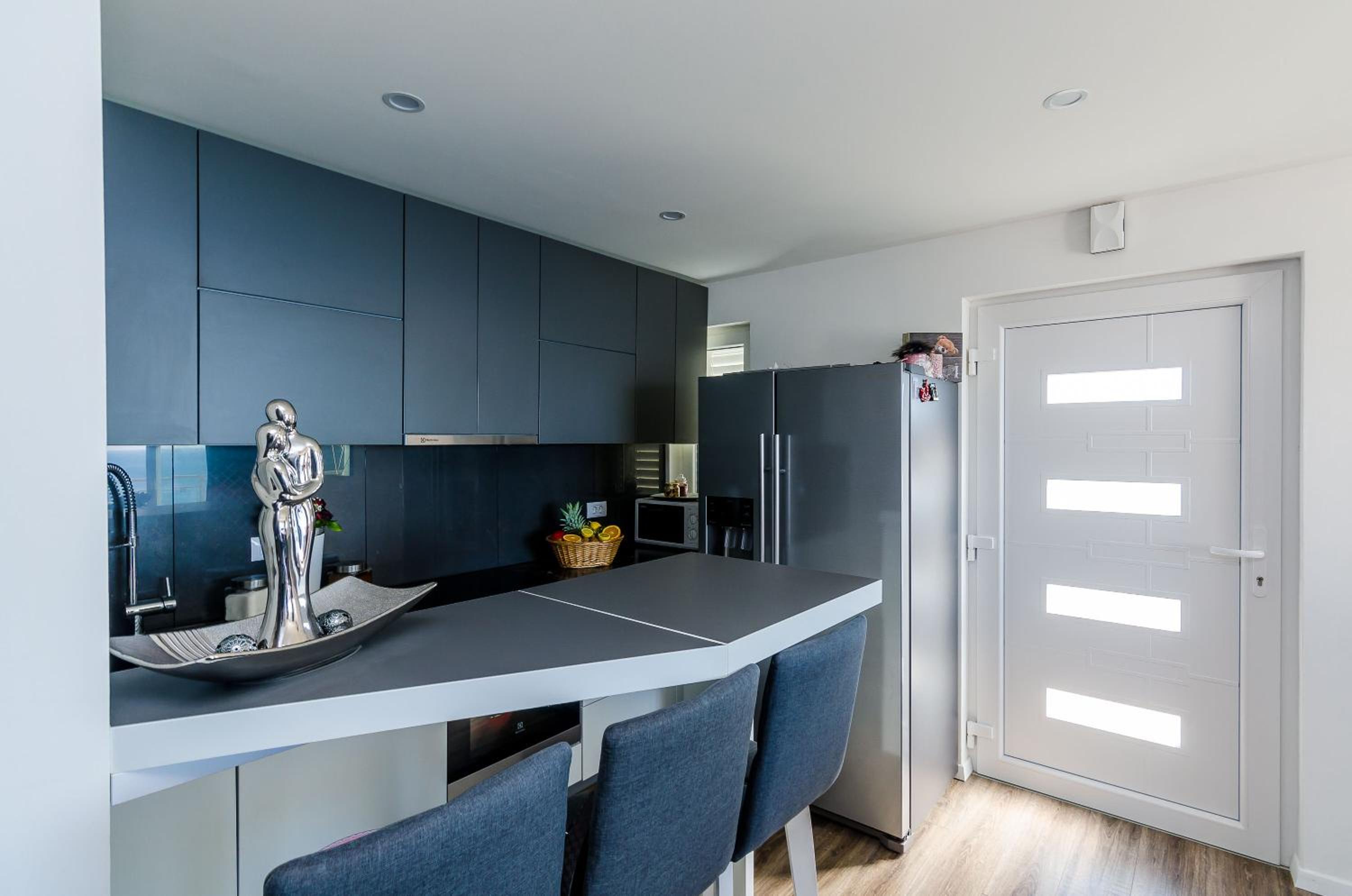 Superior apartment Nike view 4