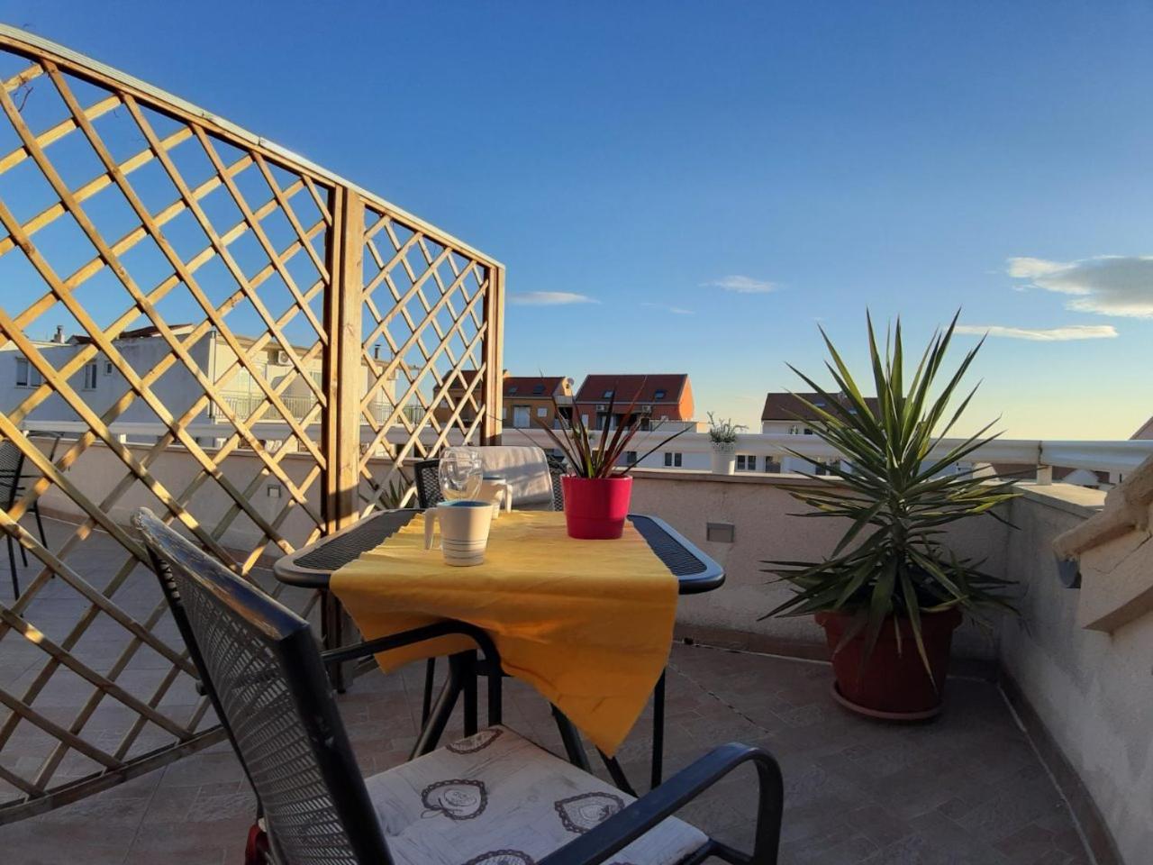 Apartment Place 2 Stay view 3
