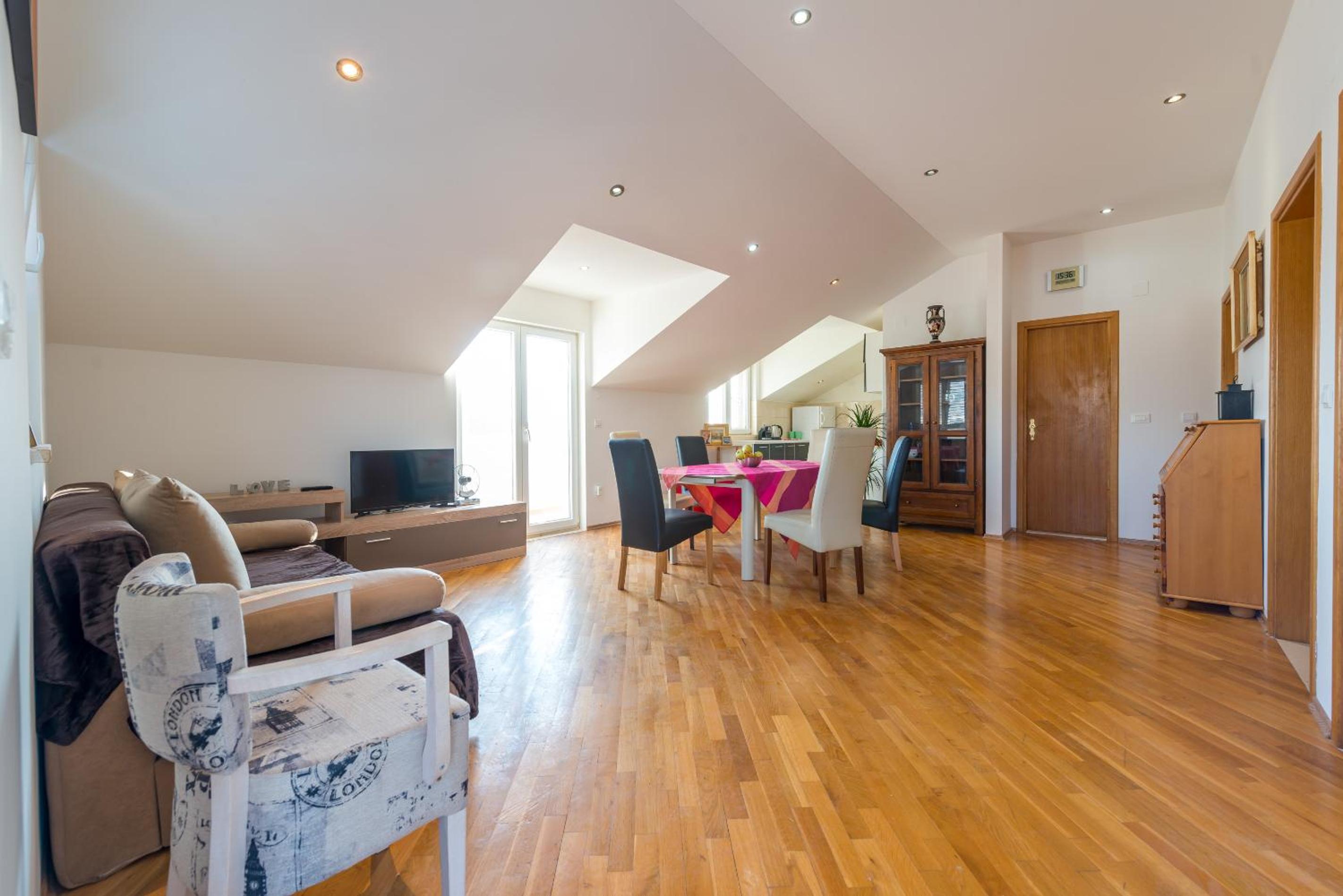 Majestic Lookout - Apartment Rixi
