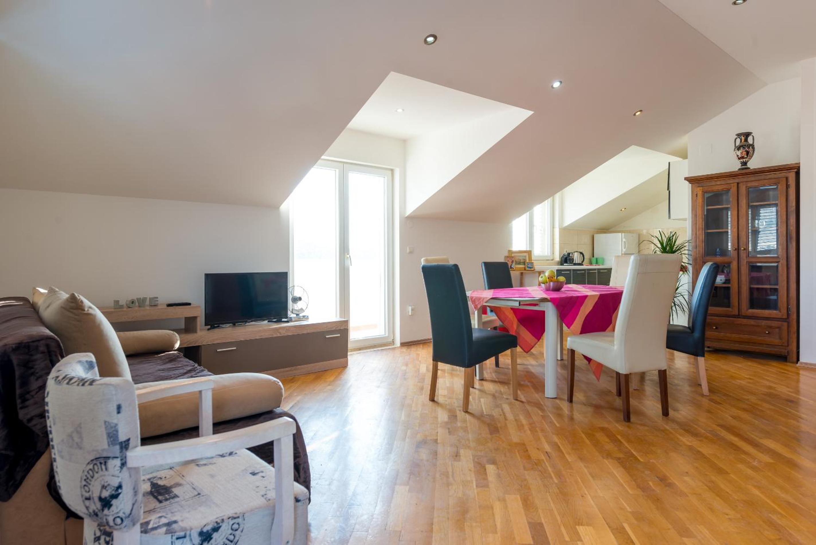 Majestic Lookout - Apartment Rixi
