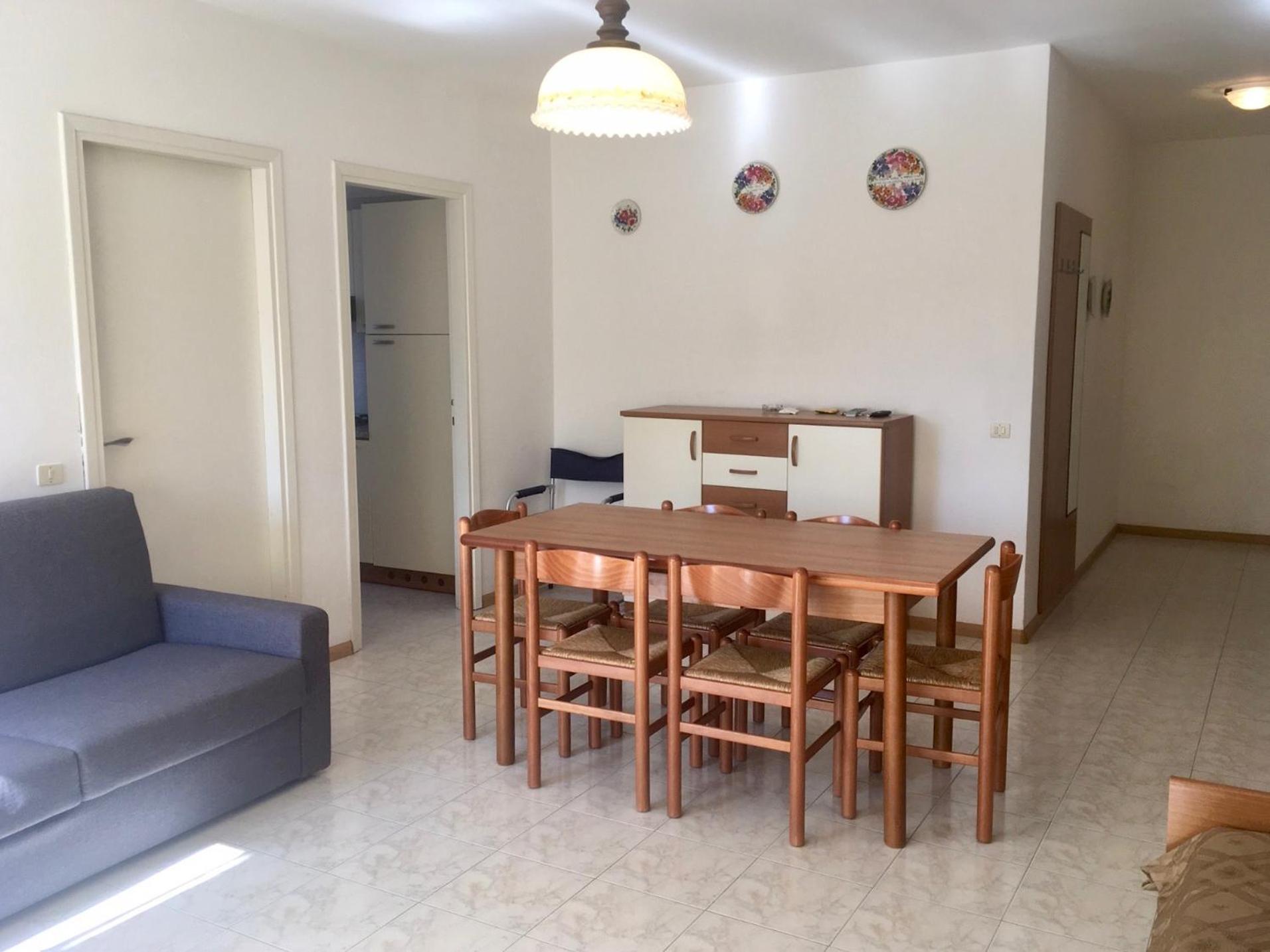 Santis 44 view 2