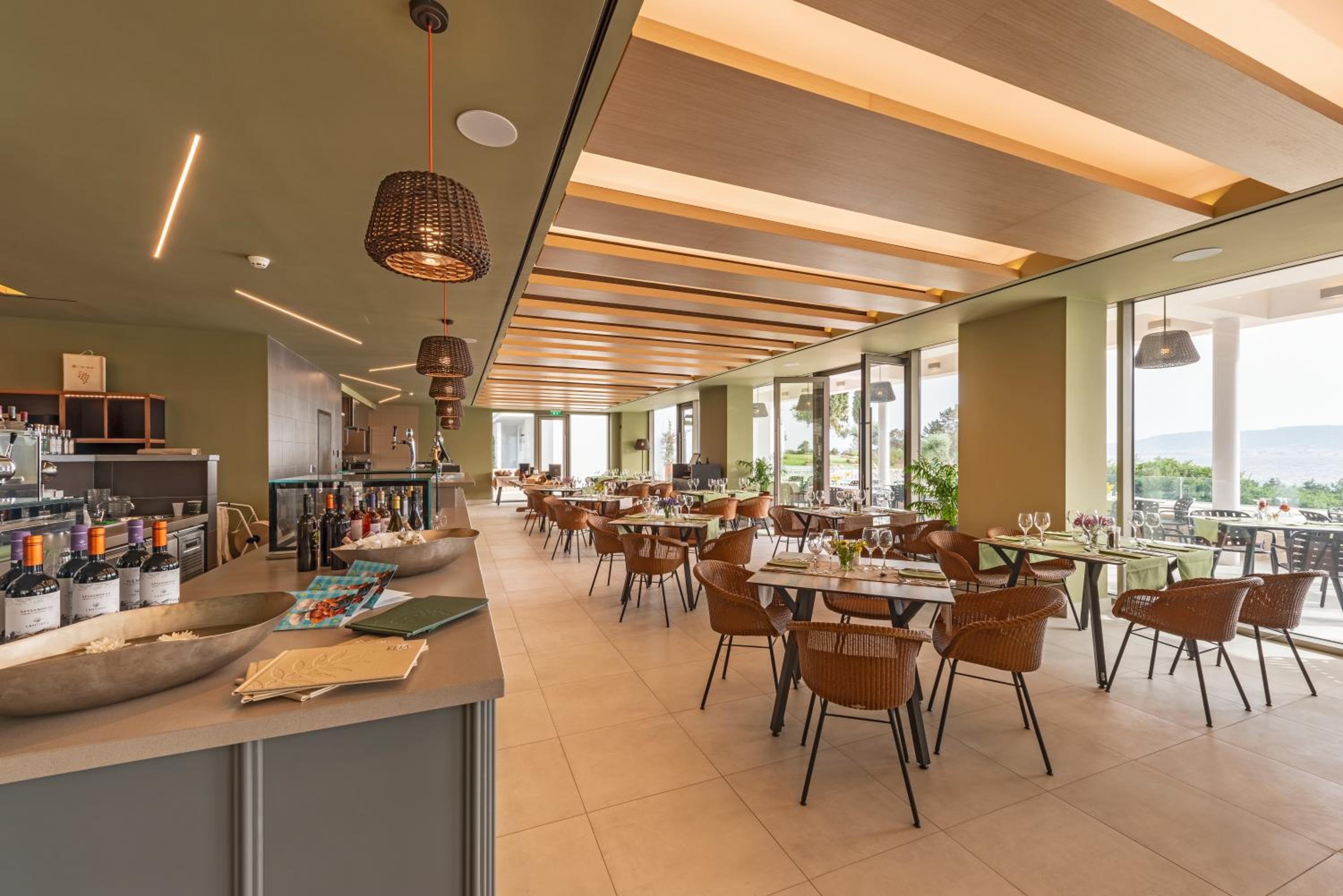 restaurant