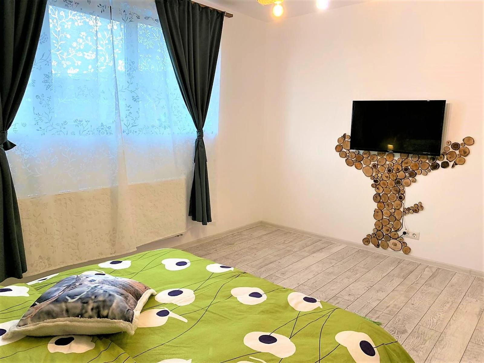 NATURE ESCAPE STUDIO