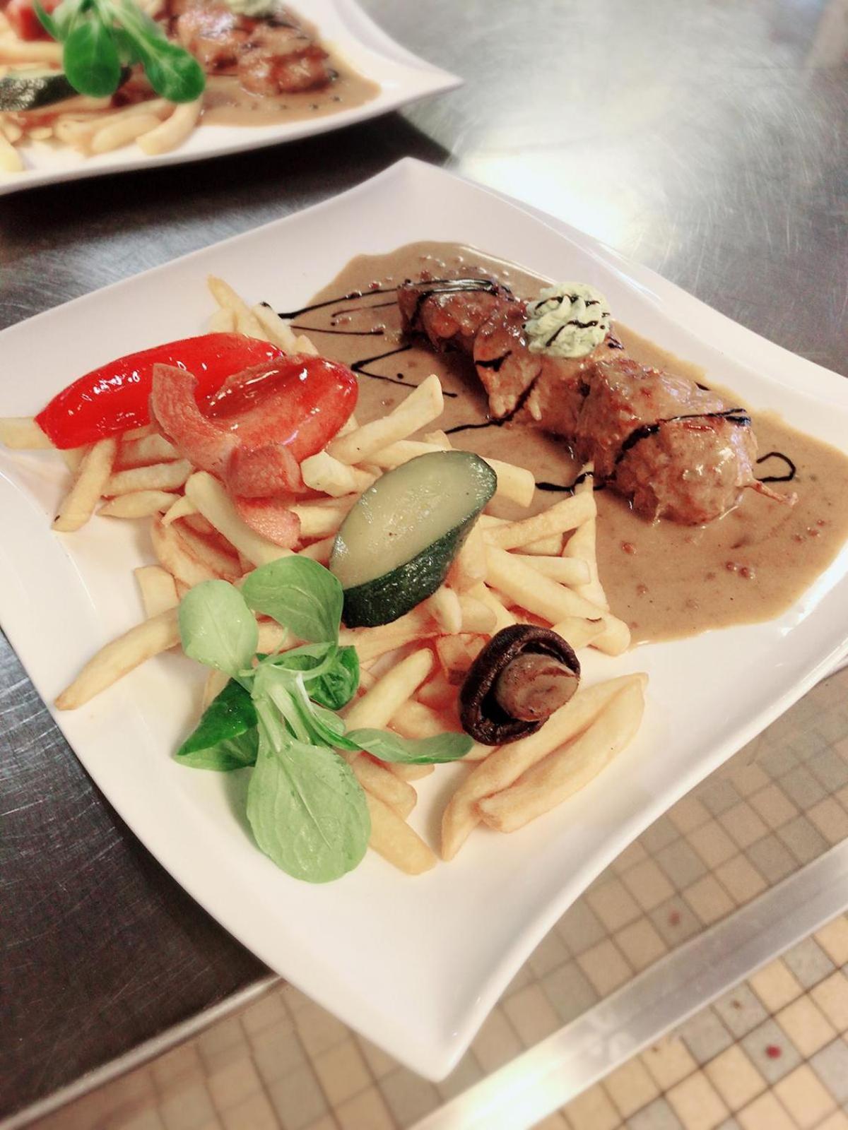 restaurant