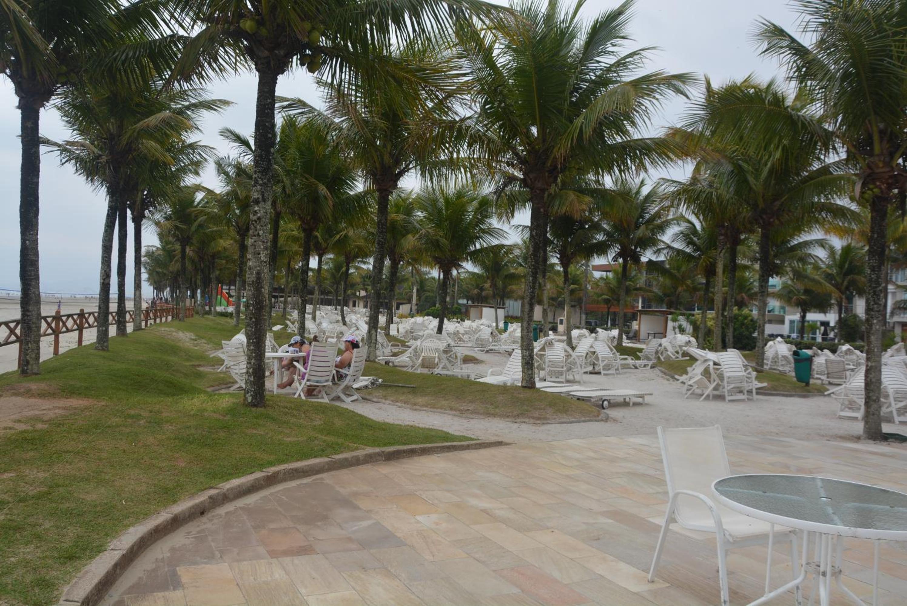 CASA COND HANGA ROA BERTIOGA 4 Func