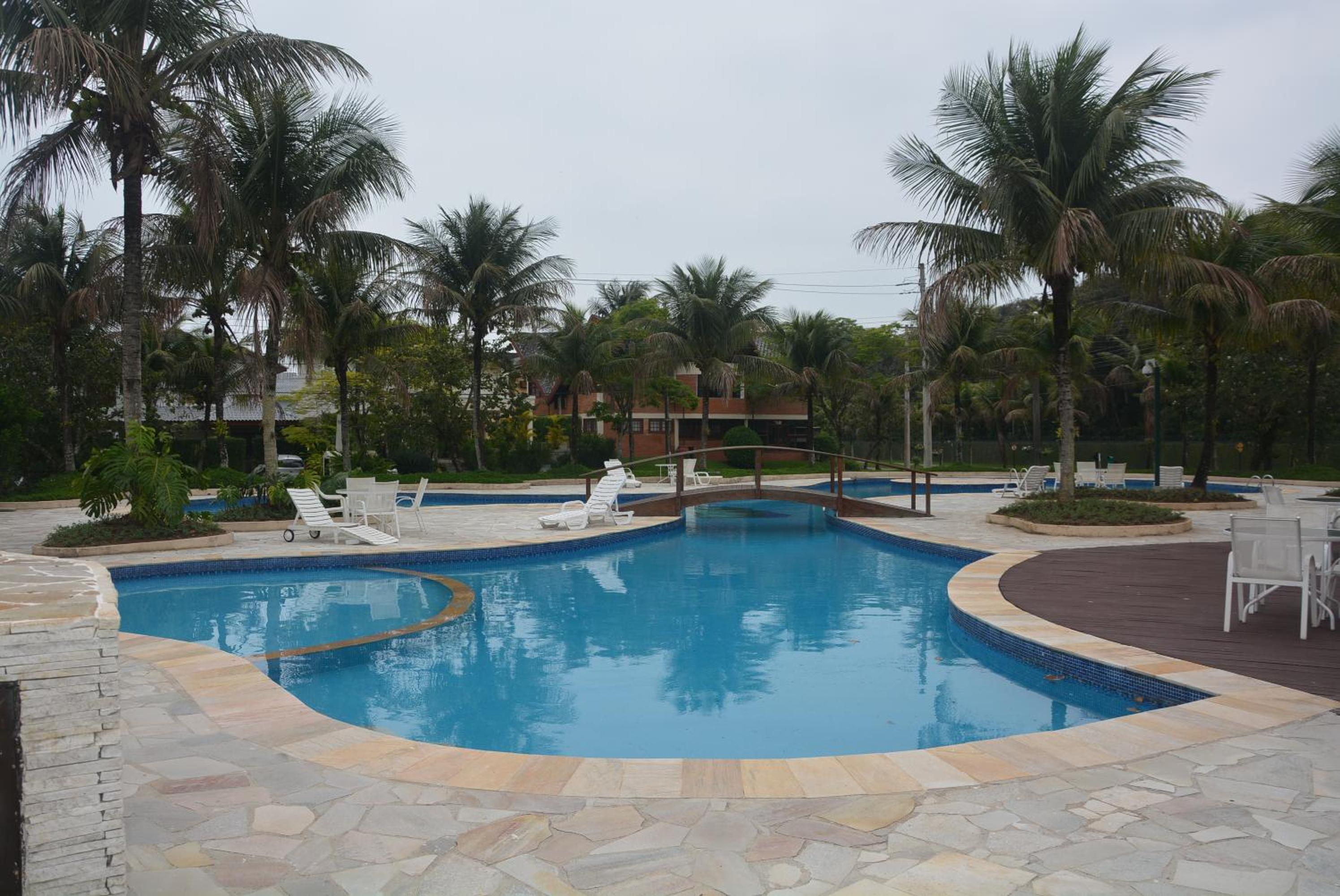 CASA COND HANGA ROA BERTIOGA 4 Func