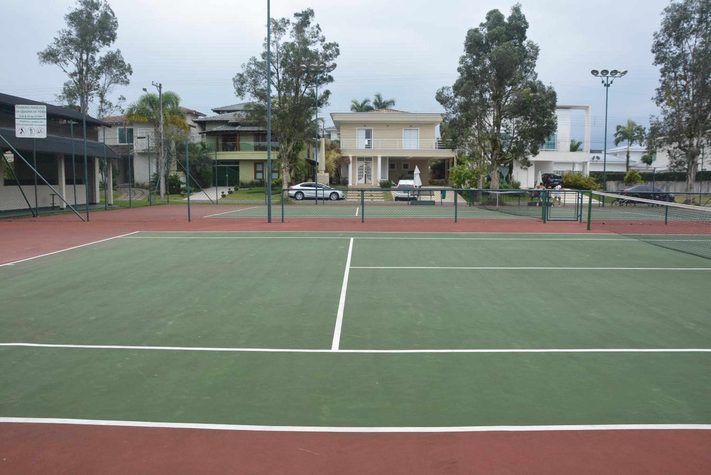CASA COND HANGA ROA BERTIOGA 4 Func