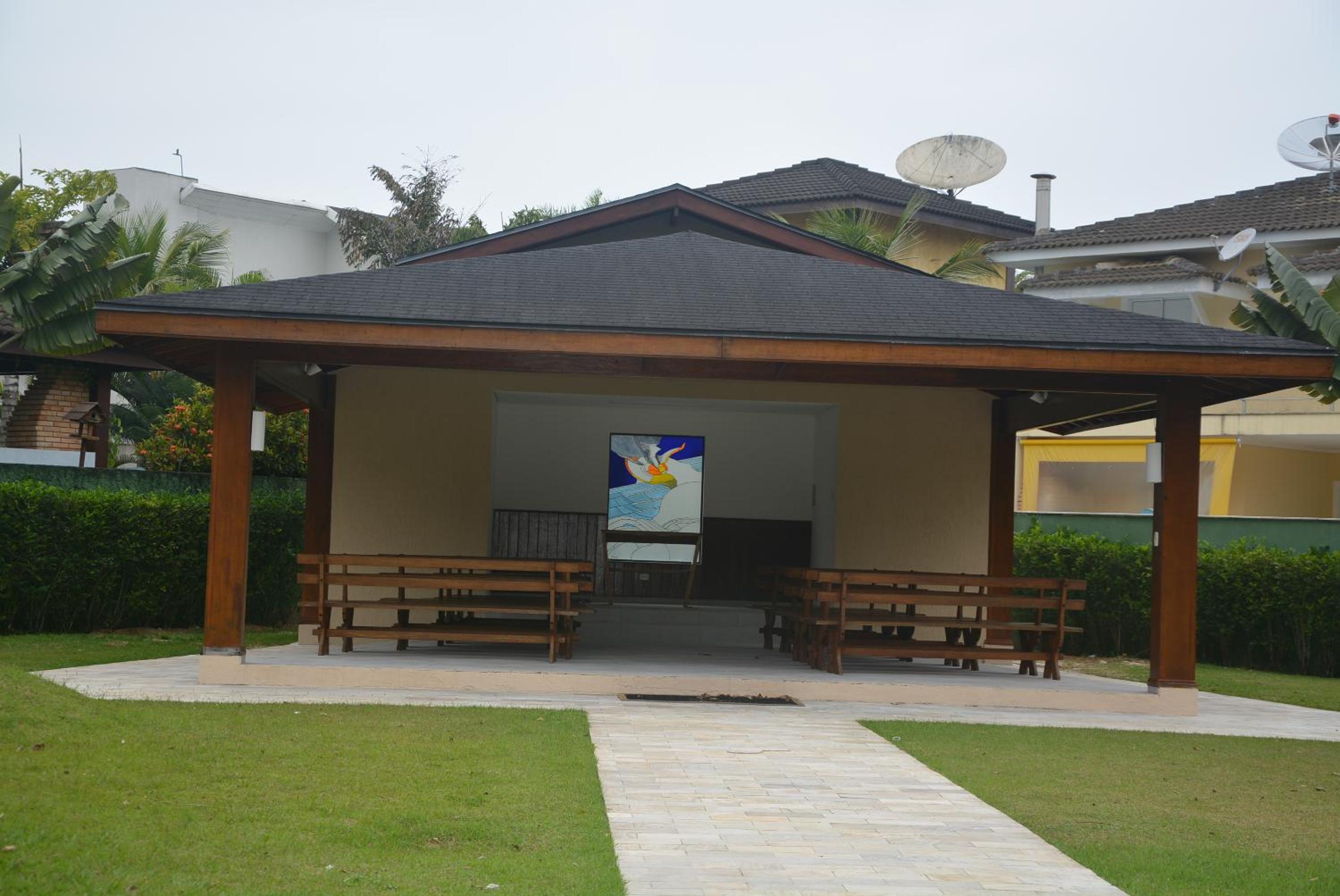 CASA COND HANGA ROA BERTIOGA 4 Func