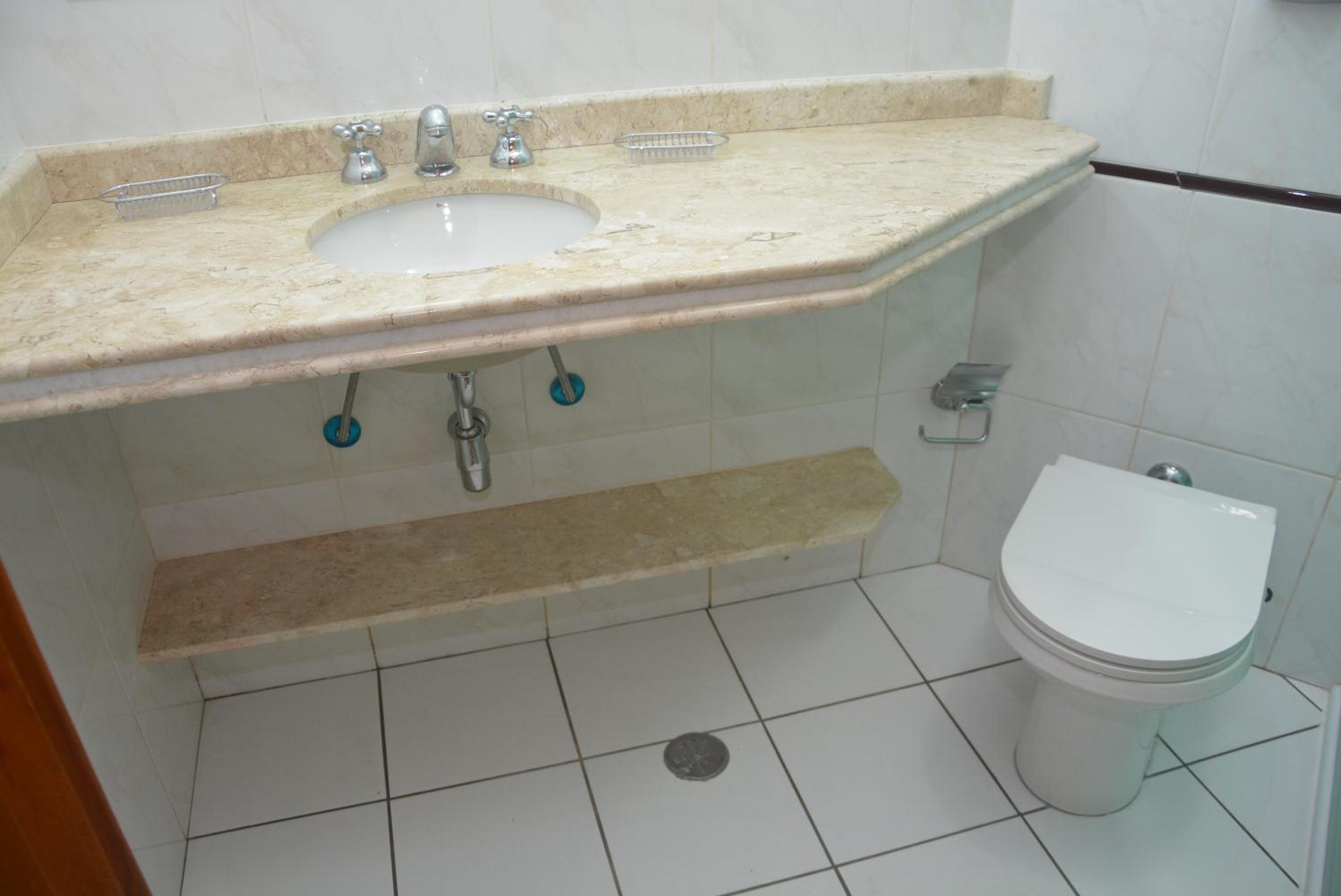 CASA COND HANGA ROA BERTIOGA 4 Func
