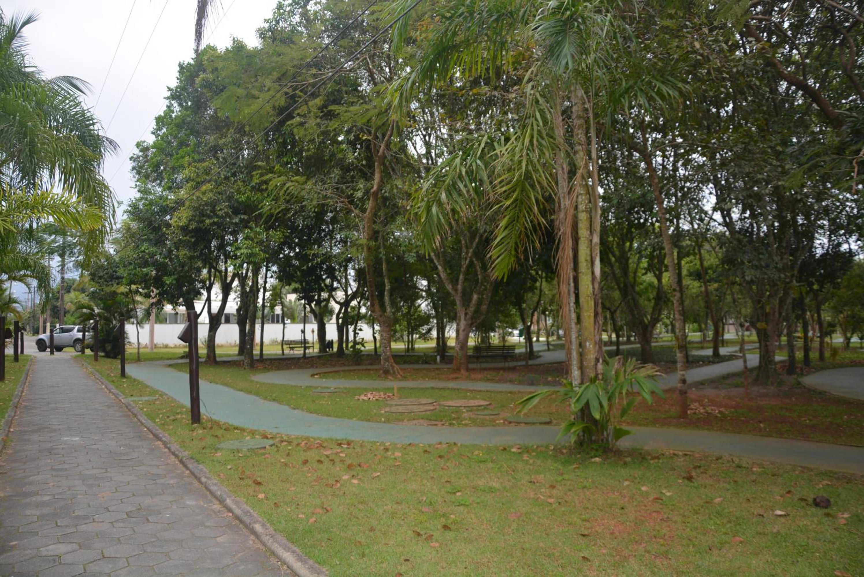 CASA COND HANGA ROA BERTIOGA 4 Func