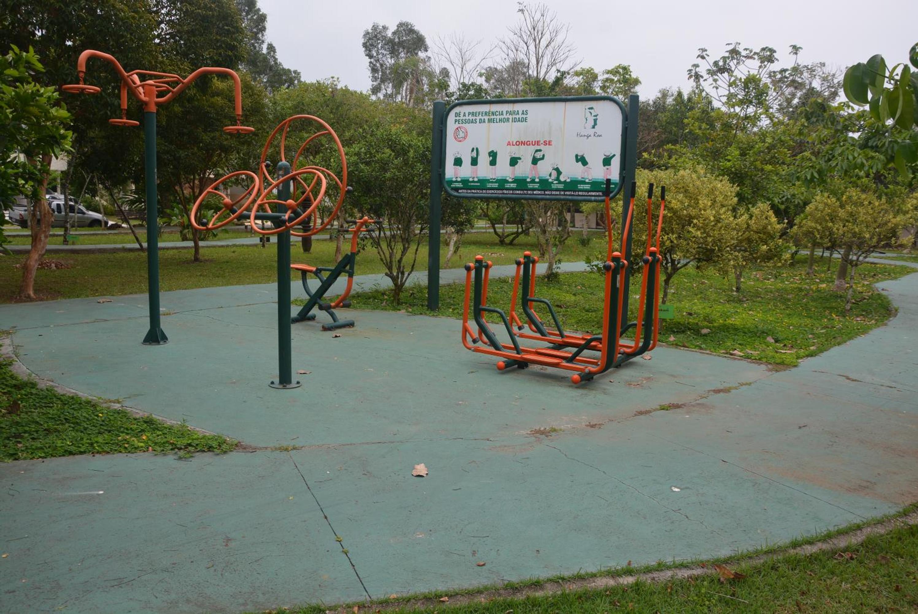 CASA COND HANGA ROA BERTIOGA 4 Func