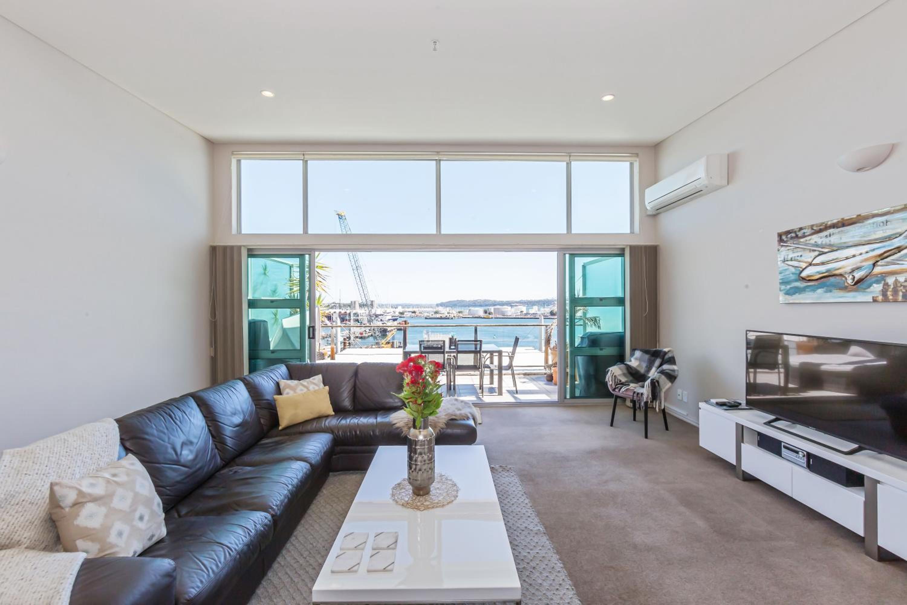 3 Bedroom Penthouse with Fabulous Views