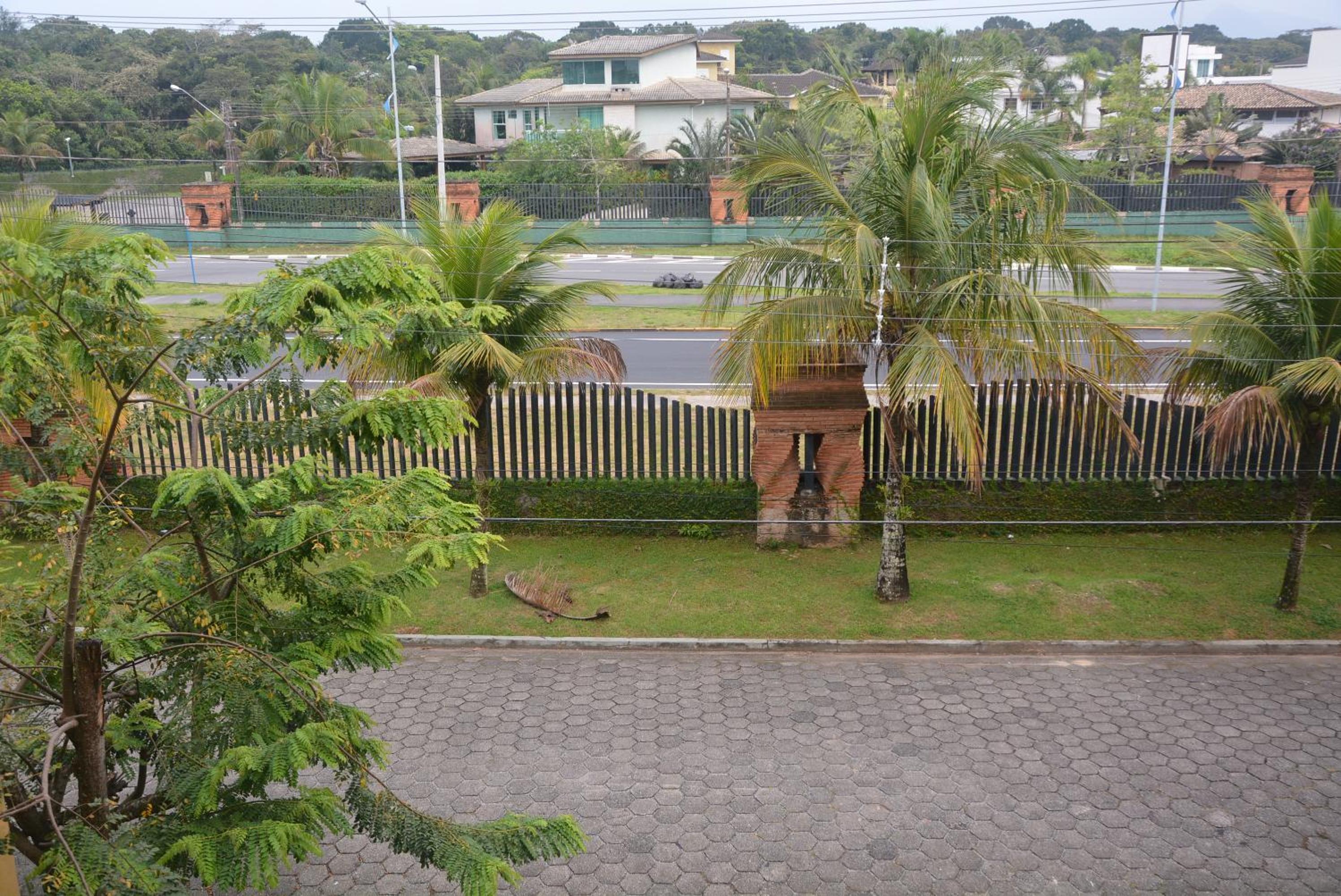 CASA COND HANGA ROA BERTIOGA 4 Func