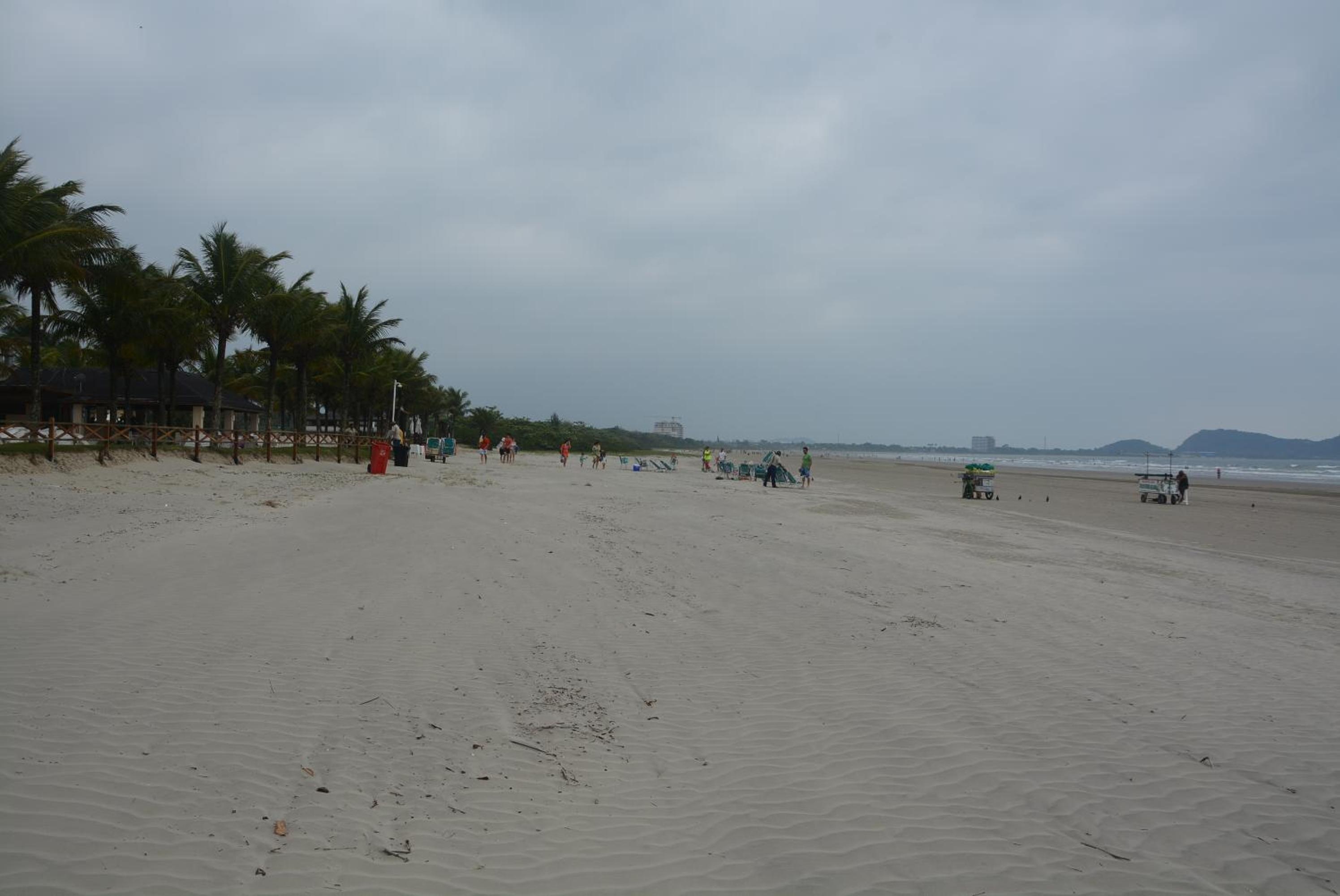 CASA COND HANGA ROA BERTIOGA 4 Func