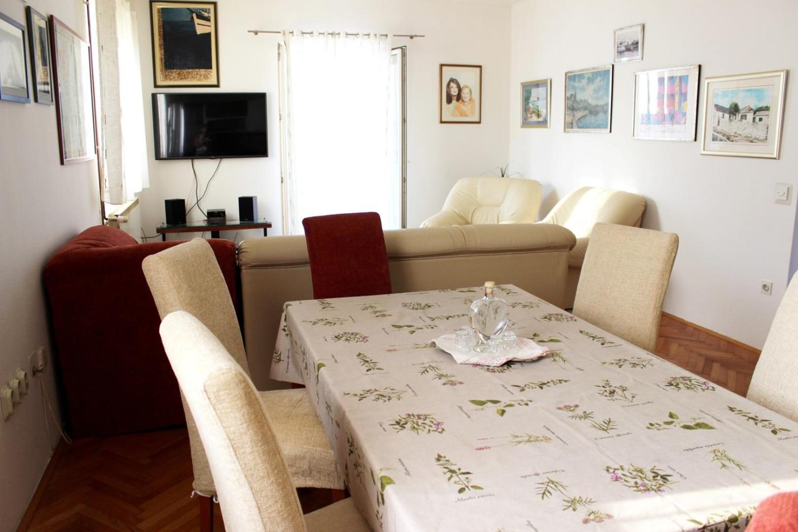 Apartments Marinović 3462