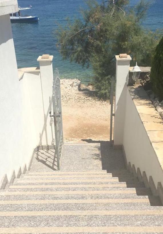 Apartments Villa Iva Alla view 3