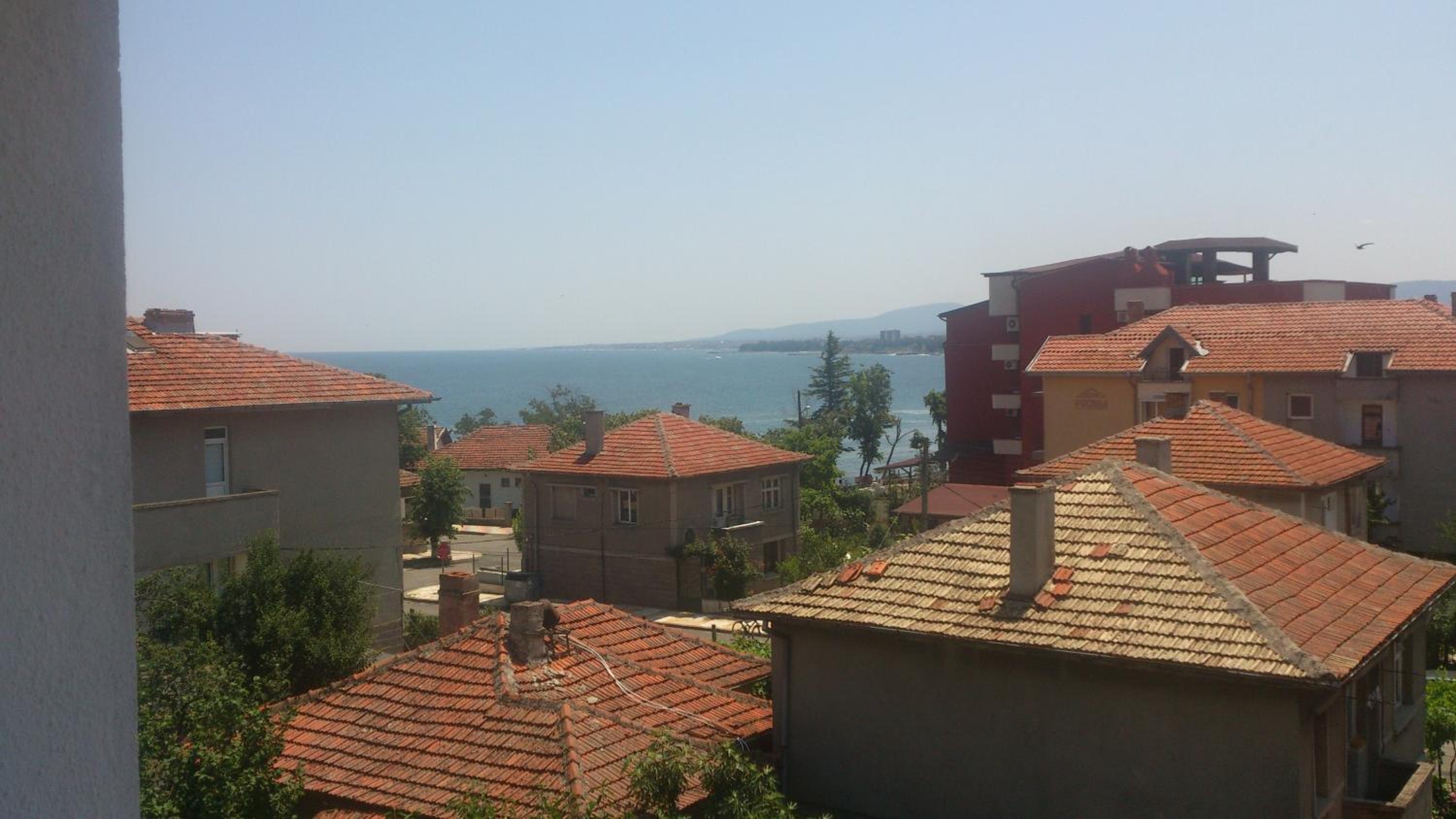 Hotel Svetla Guest House - Image 1