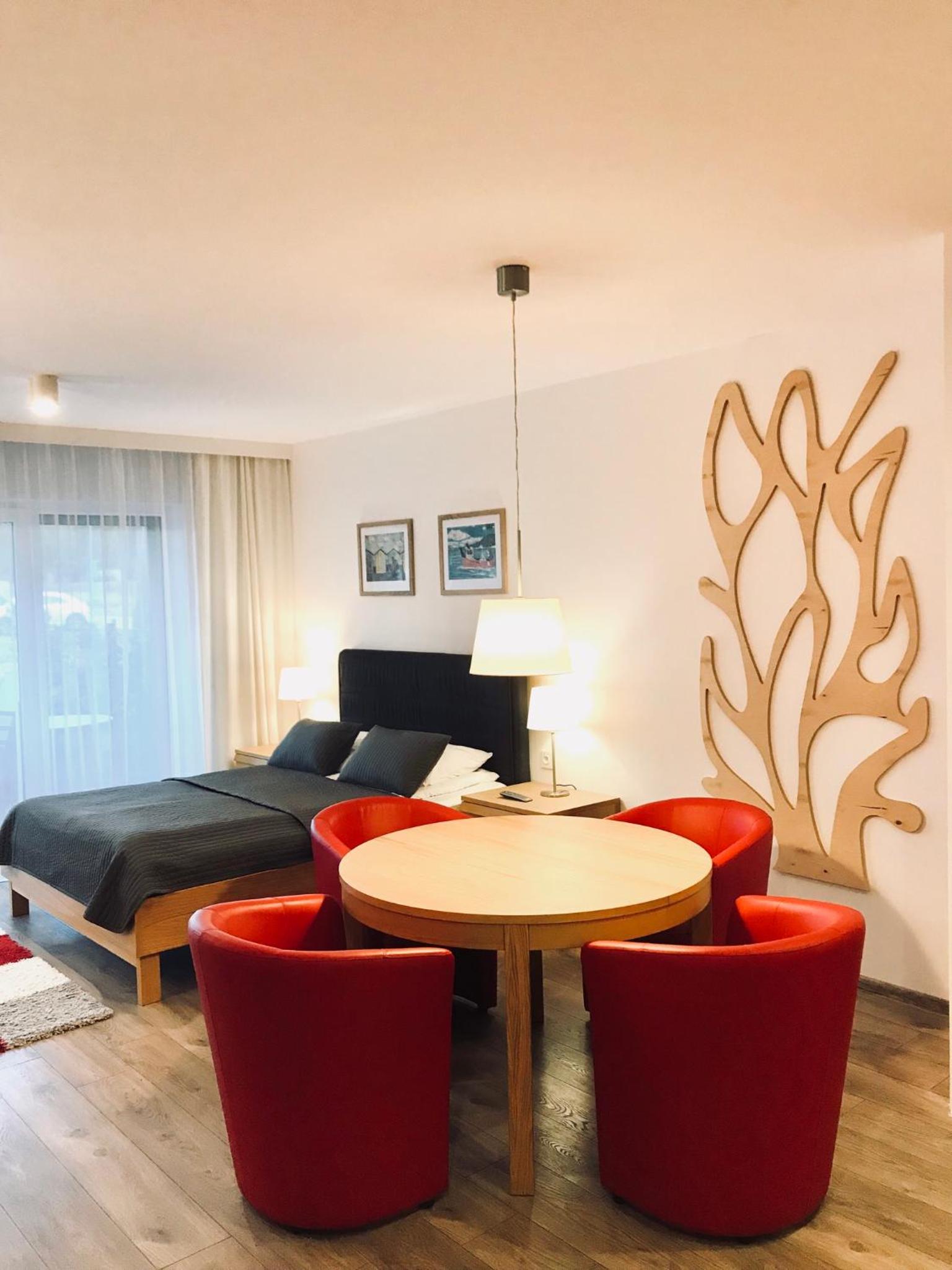 Apartamenty Rodzinne z ogródkiem