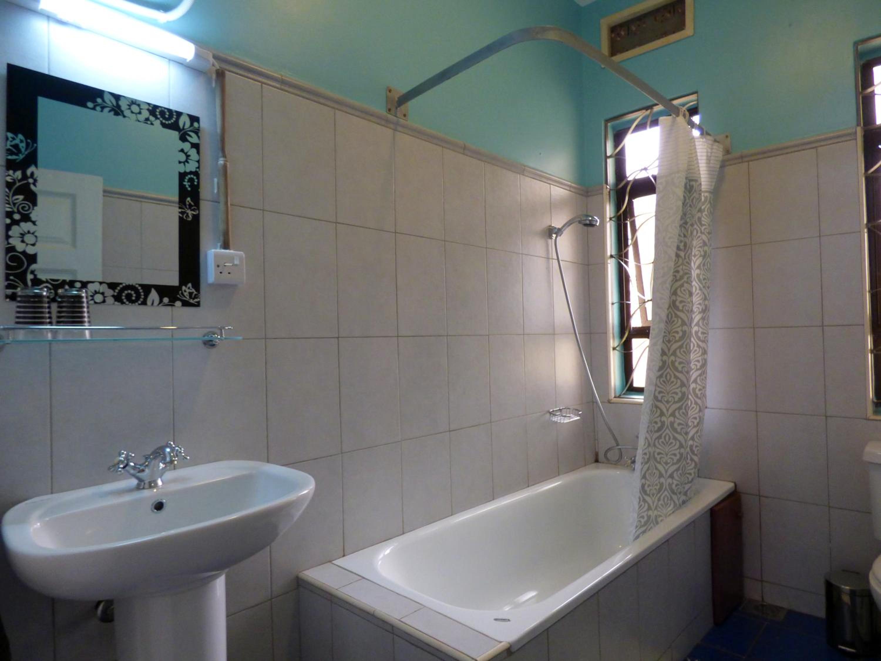 BlueMonkey Guesthouse