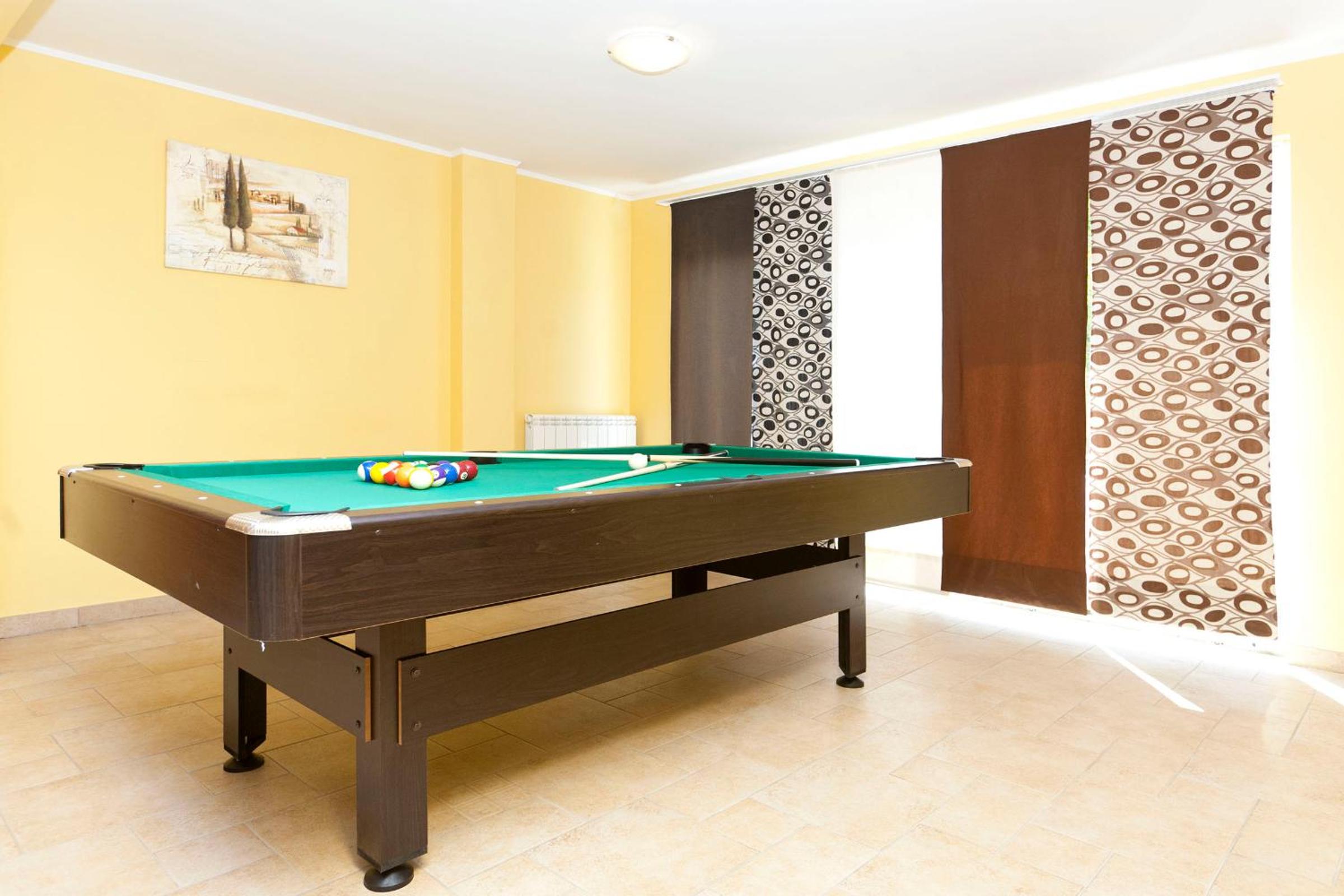 Villa Donna - holiday house for relaxation with pool, souna, jacuzzi & biliards, Ližnjan - Istra