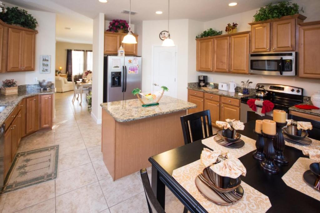 Joanne'S West Haven Villa Home