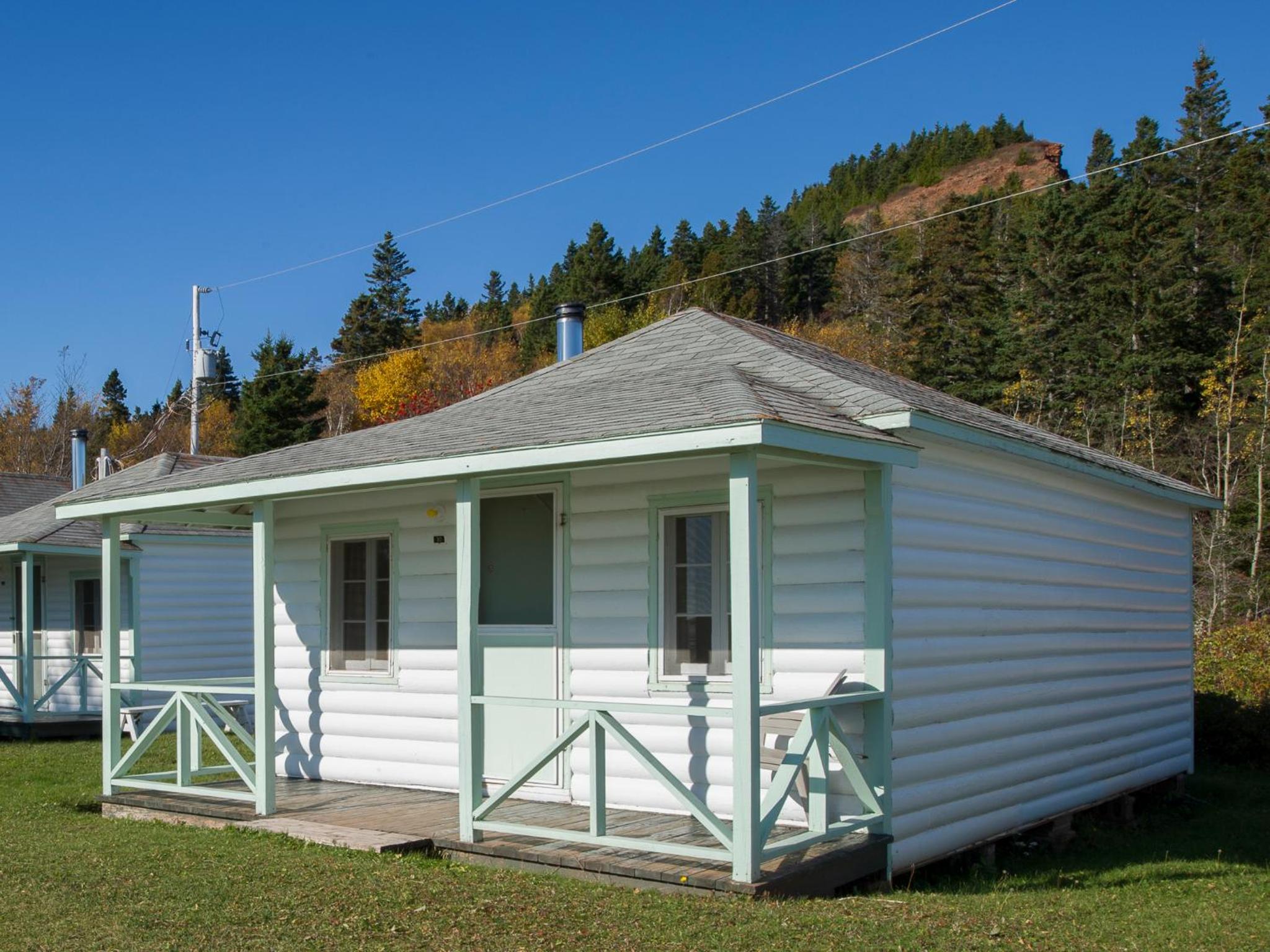 Au Pic de l'Aurore Motel-Chalets