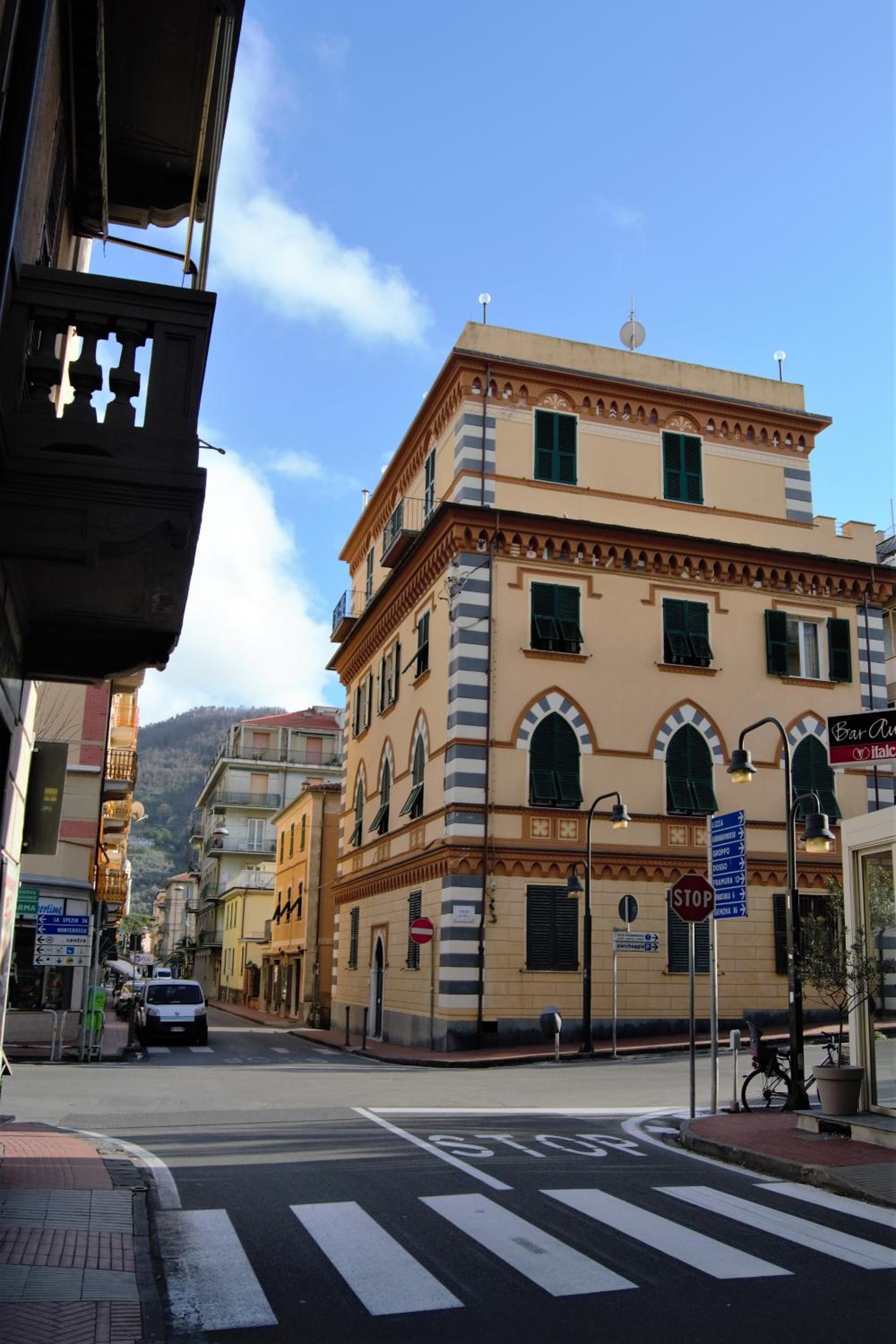 Photo 19