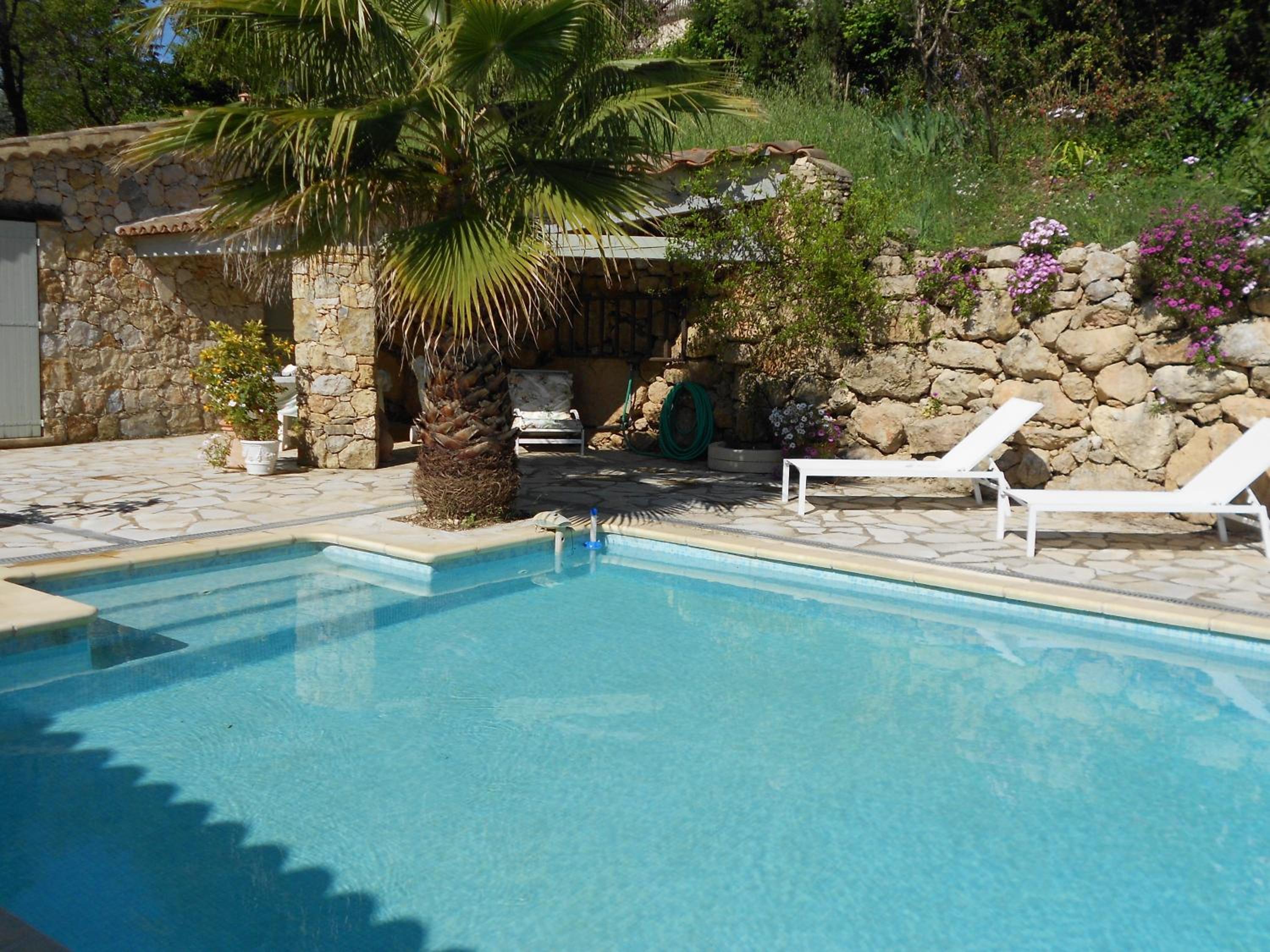 Le Mas de FRAYERE view 5