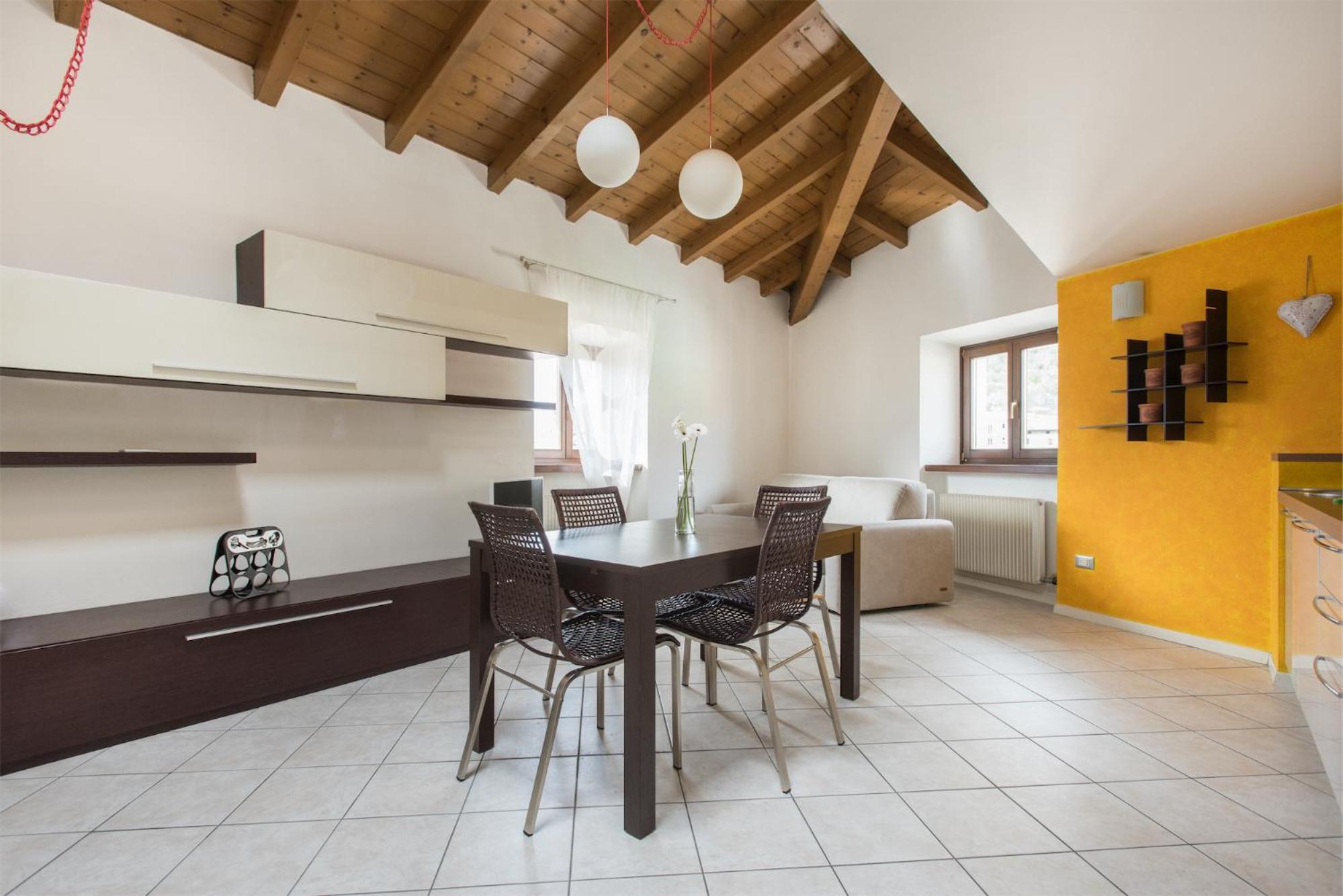 Casa Lidia, la mansarda sul fiume photo 2