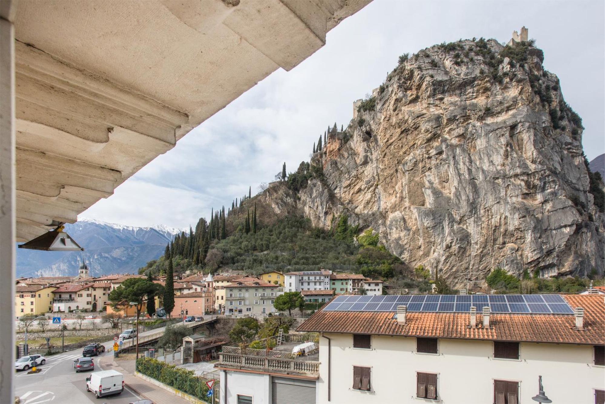 Casa Lidia, la mansarda sul fiume photo 4