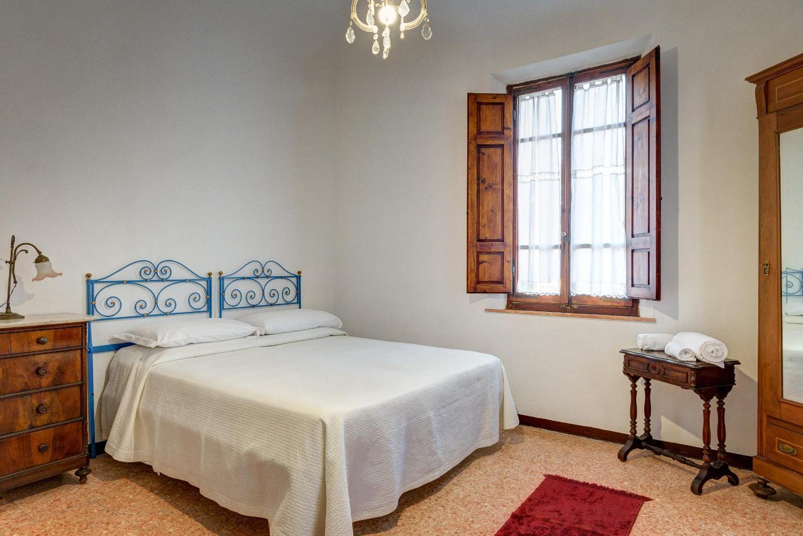 Photo 52