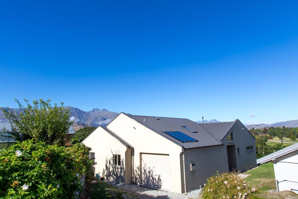 Arrowtown Dresscircle