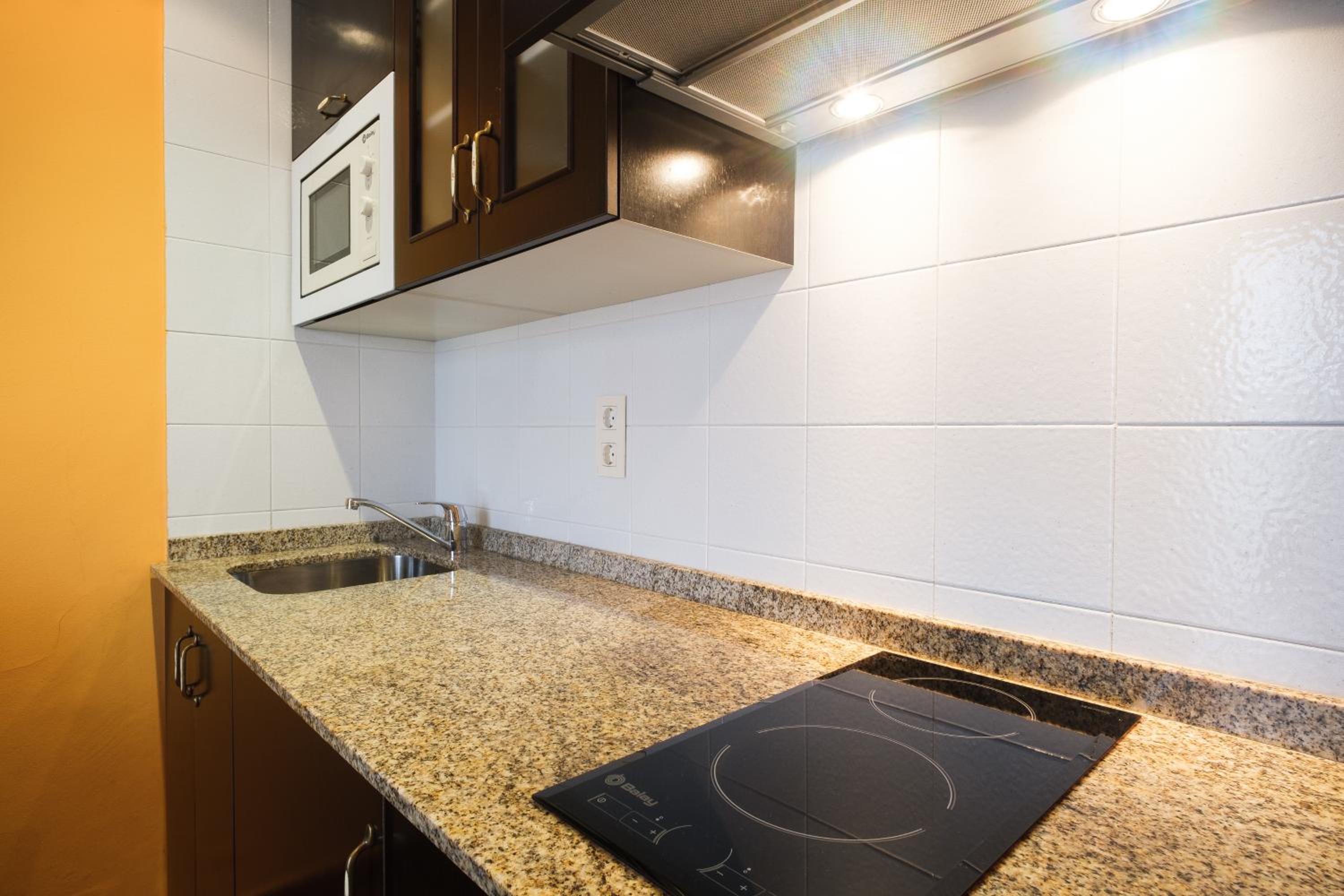 Herminia Apartments view 3