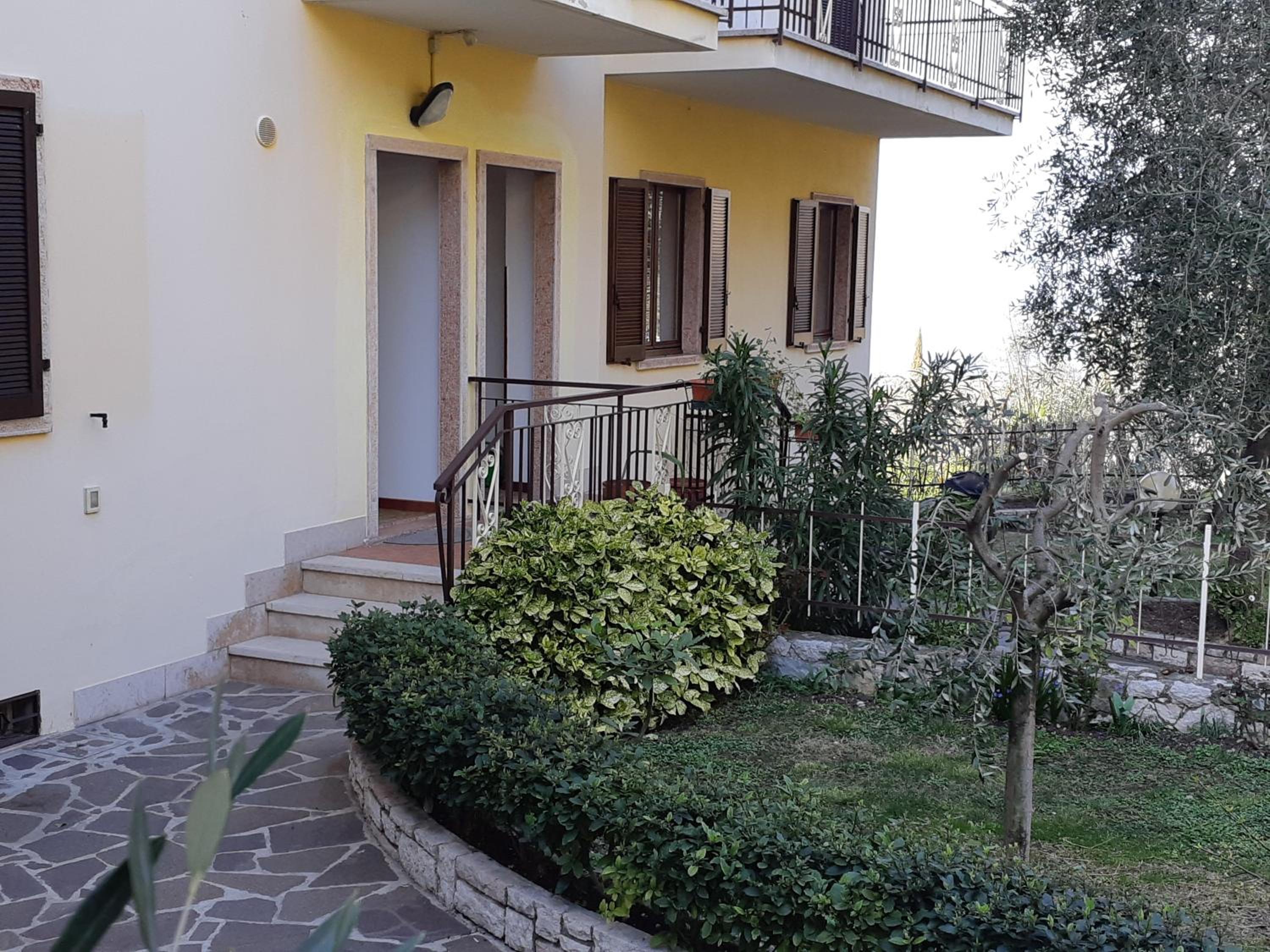 Casa Vacanze Ester view 2