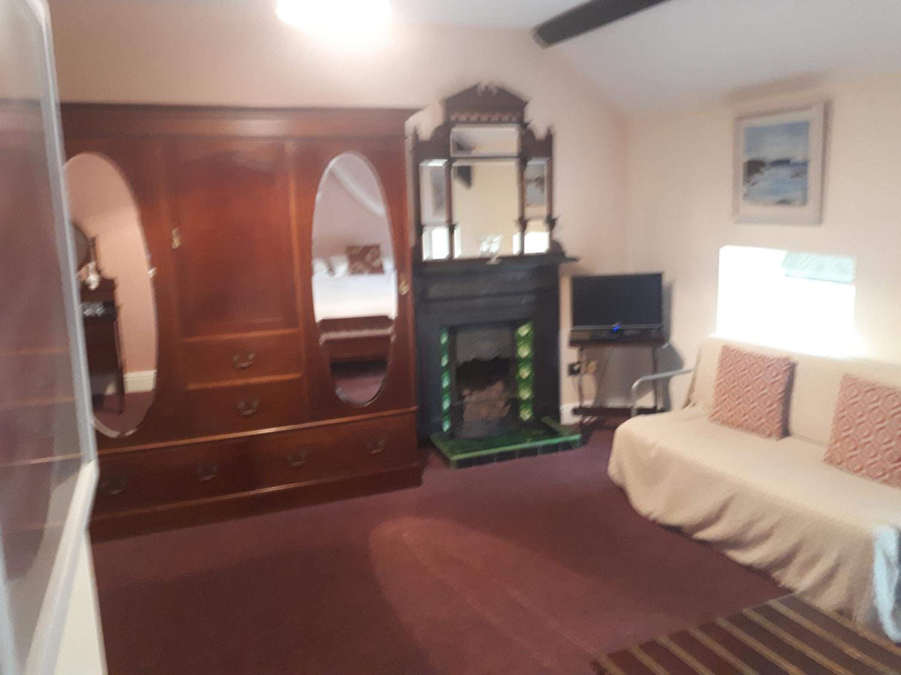 Castlemorris House