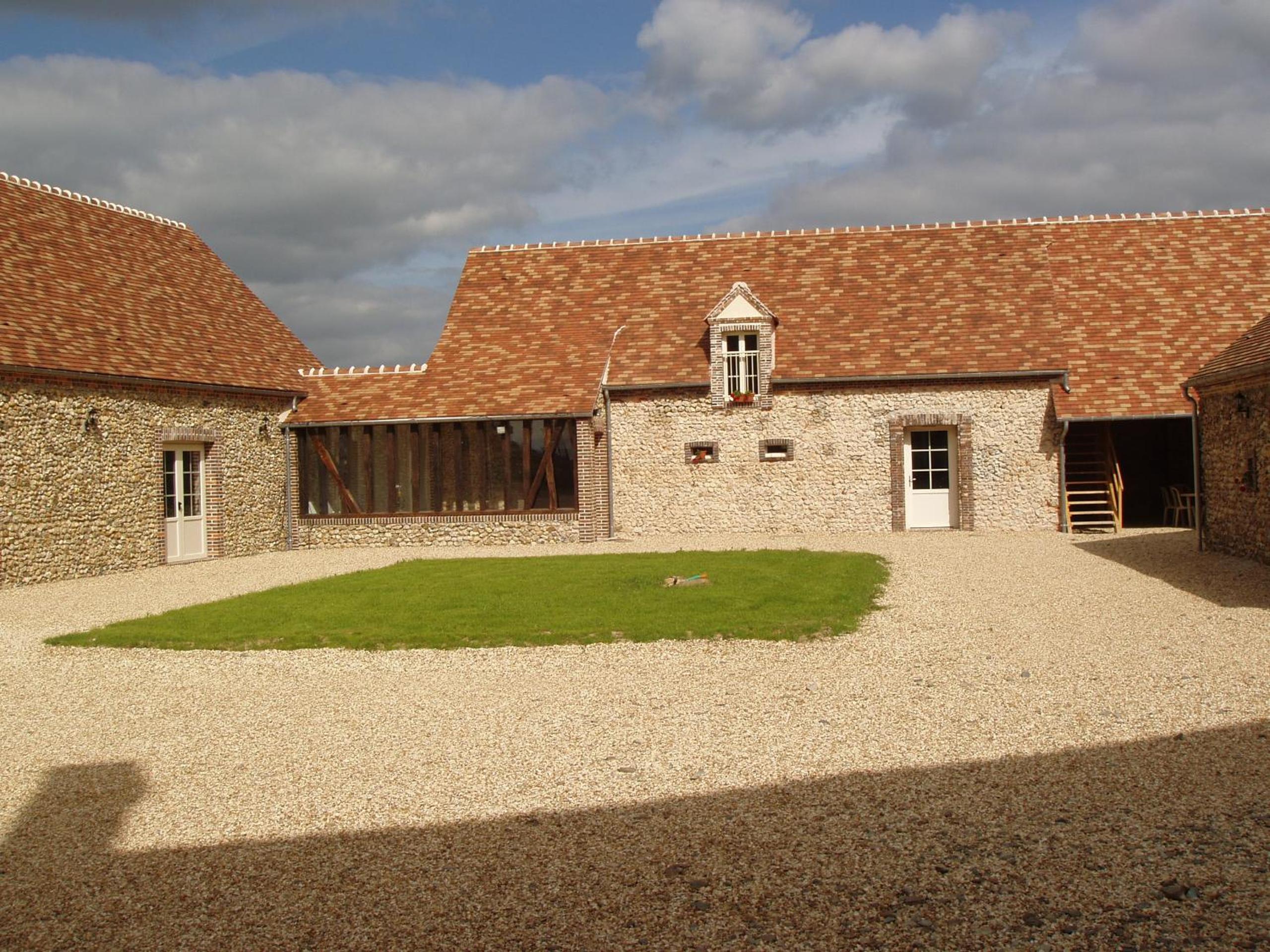 GITE DE LA BRETILLIERE view 2
