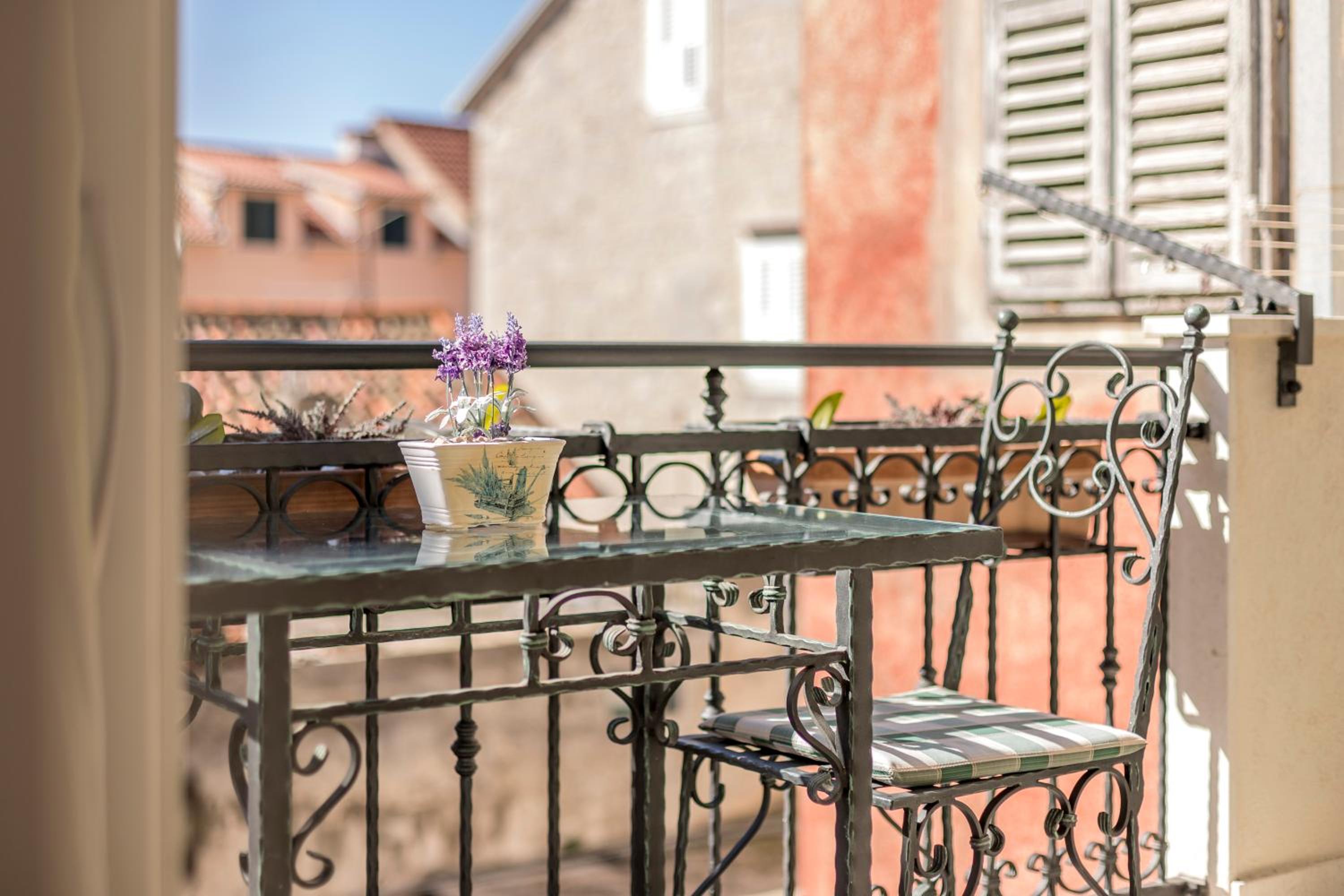 Apartments and Rooms Villa Erede — photo 11