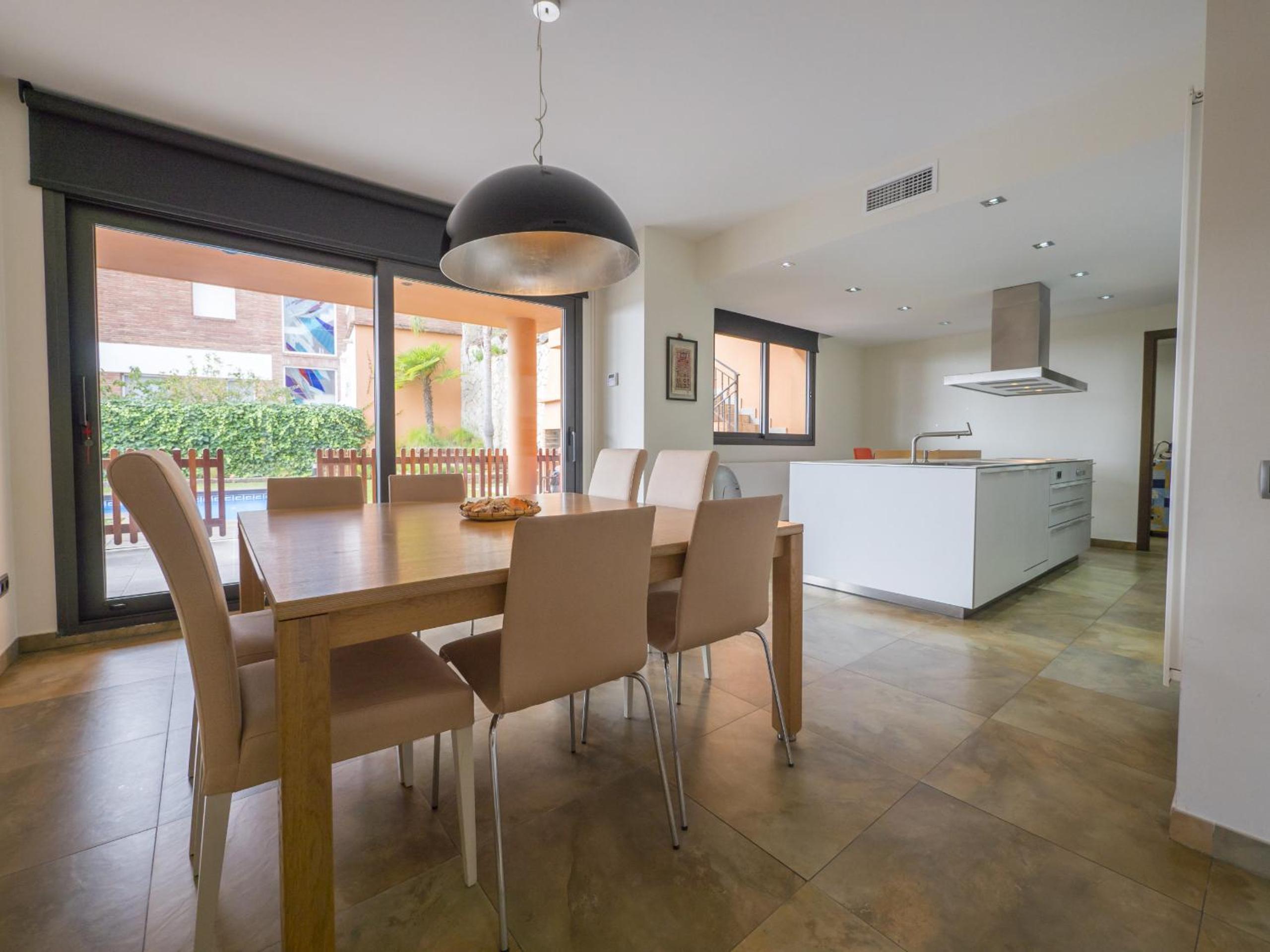 HomeHolidaysRentals Albi photo 3
