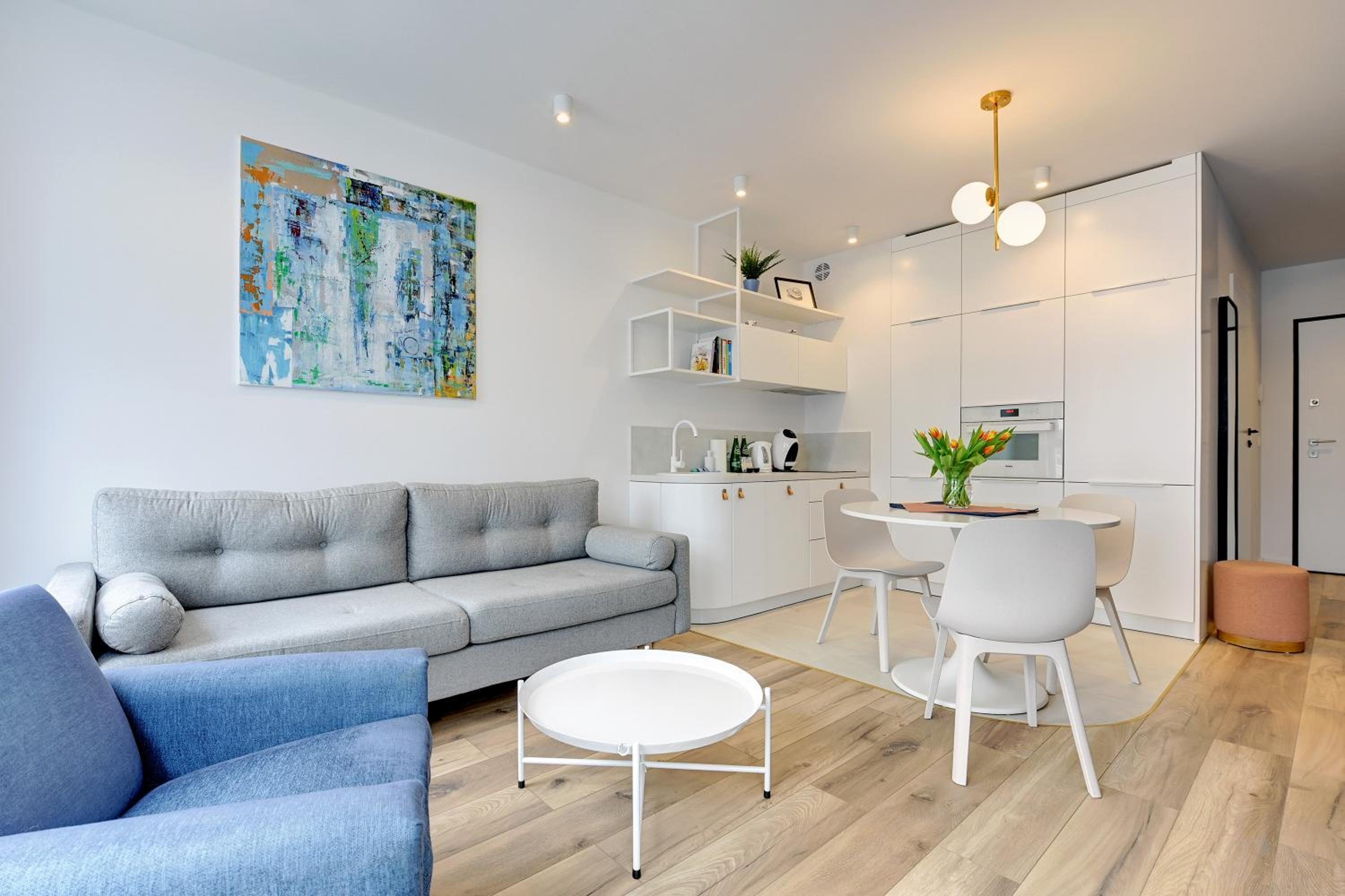 Platinium Top Floor City View