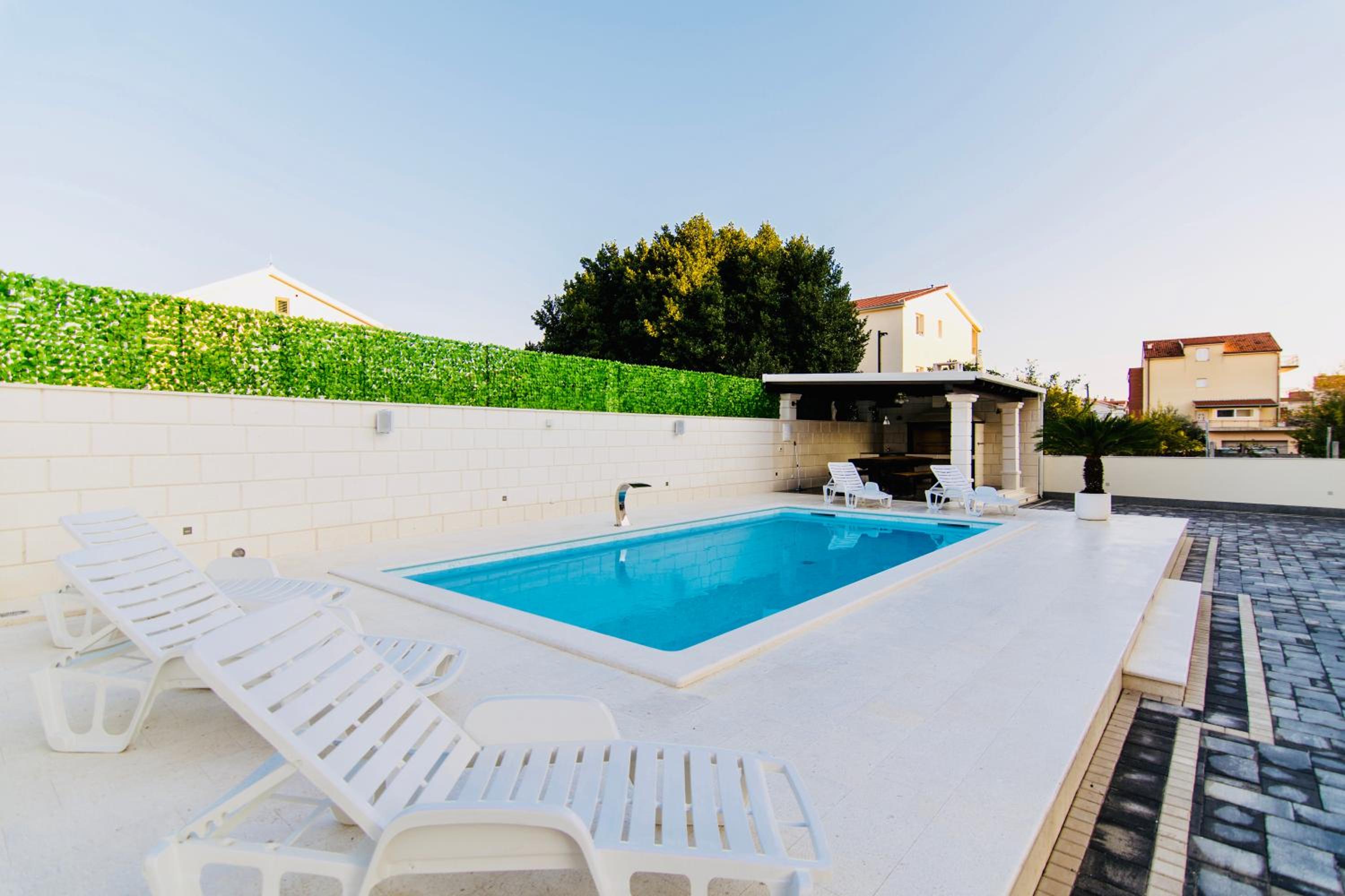 Villa Aurora view 2