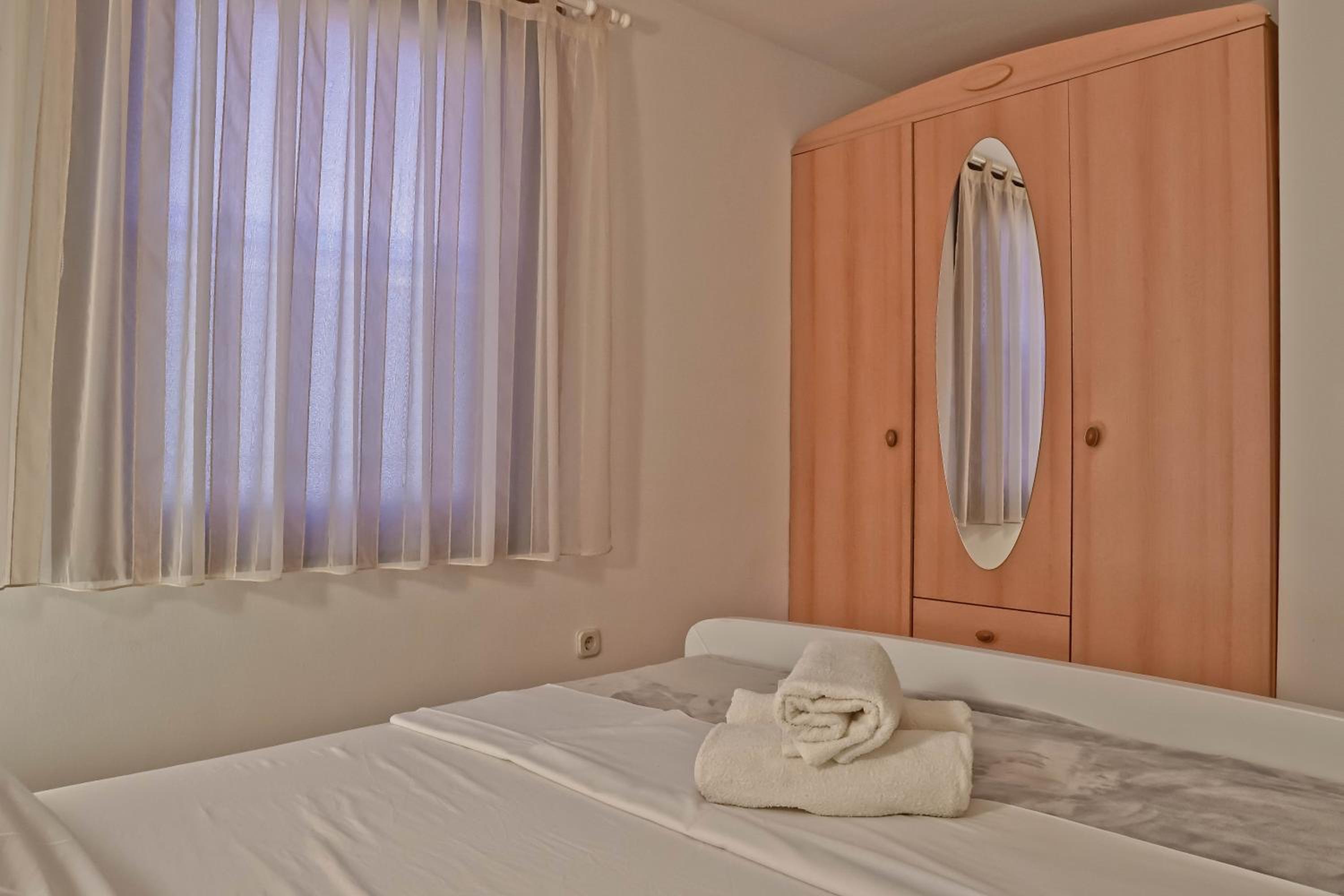 Apartments LIMIA